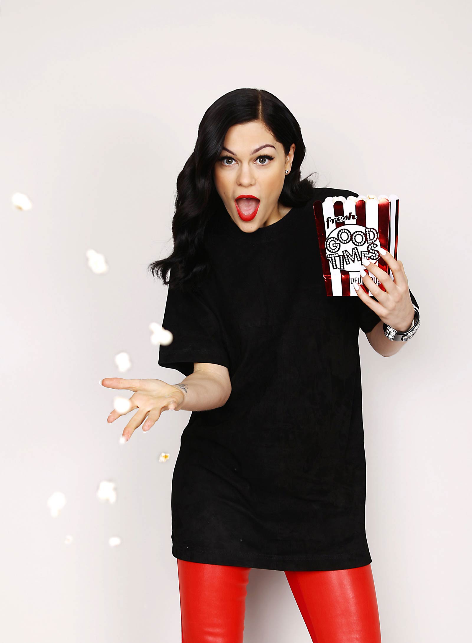 Jessie J portrait for 93.3 FLZ’s Jingle Ball