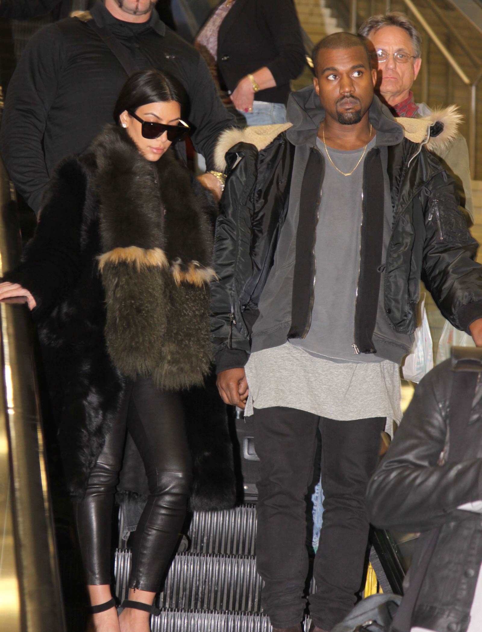 Kim Kardashian arriving at Washington Dulles International Airport