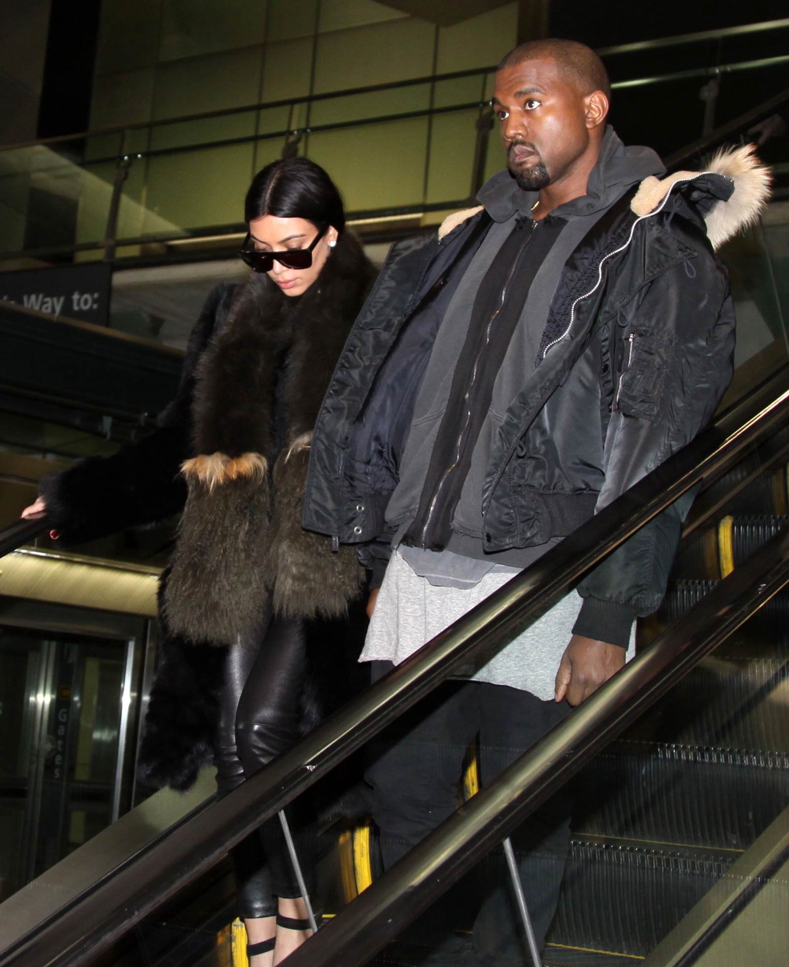 Kim Kardashian arriving at Washington Dulles International Airport