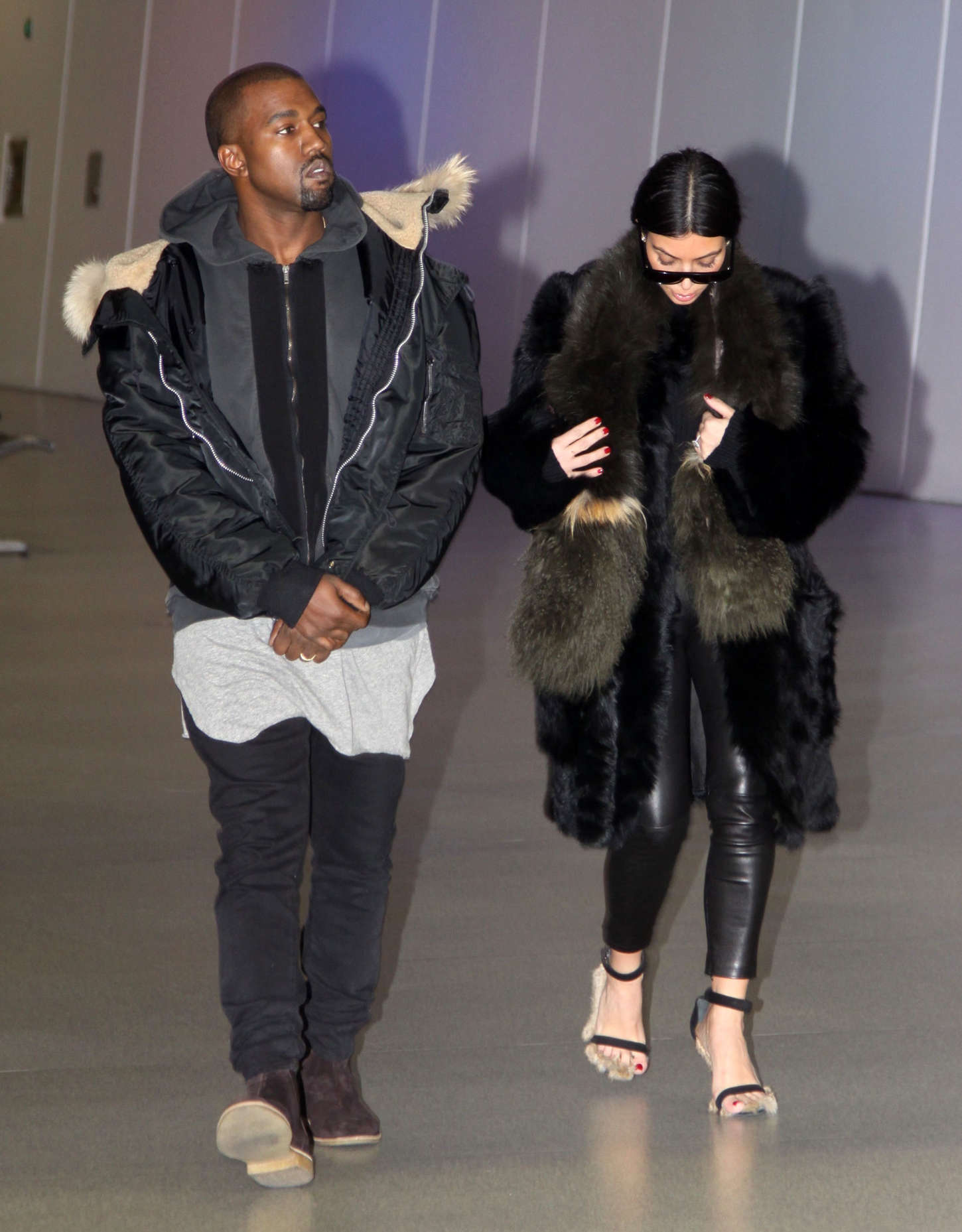 Kim Kardashian arriving at Washington Dulles International Airport