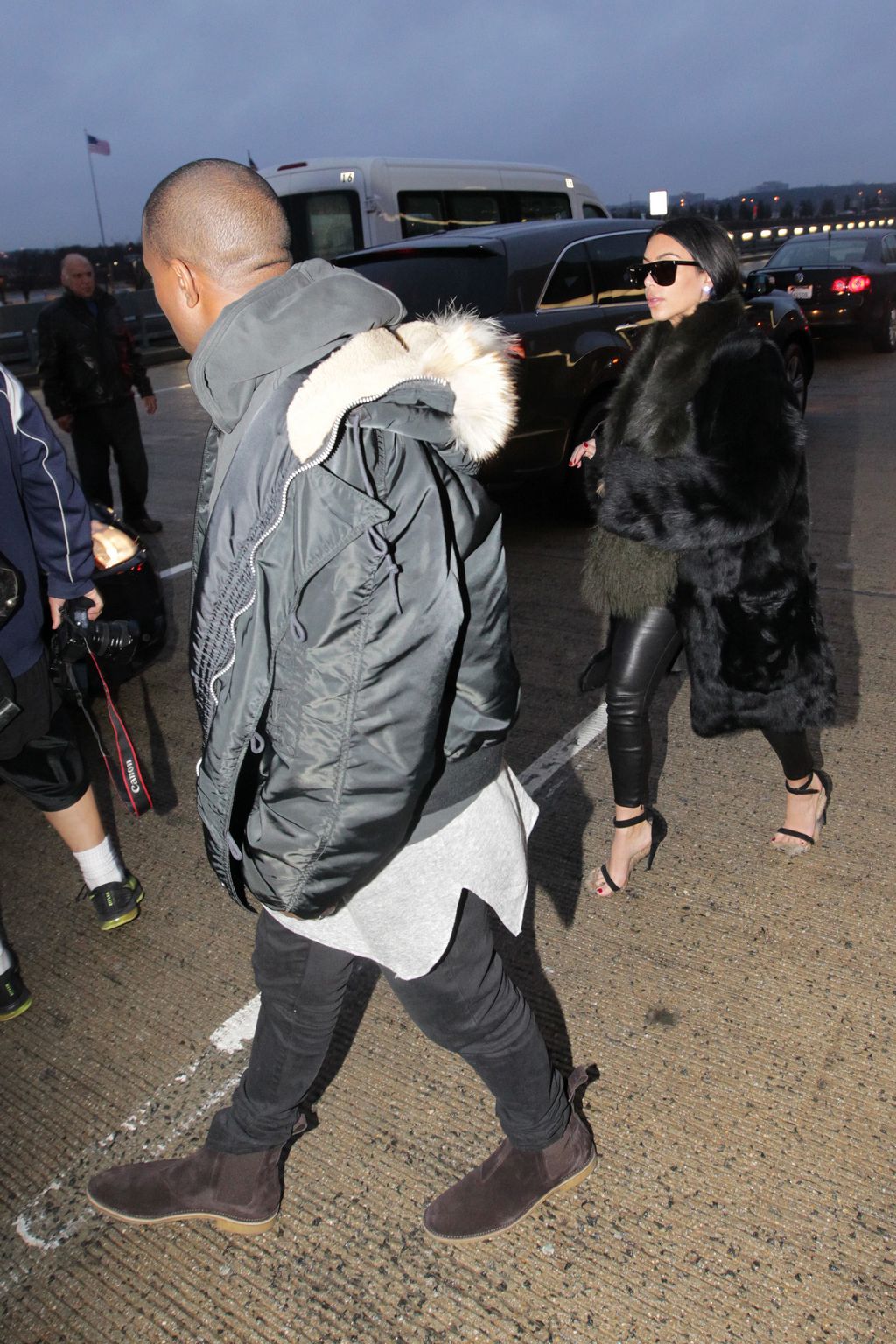 Kim Kardashian arriving at Washington Dulles International Airport