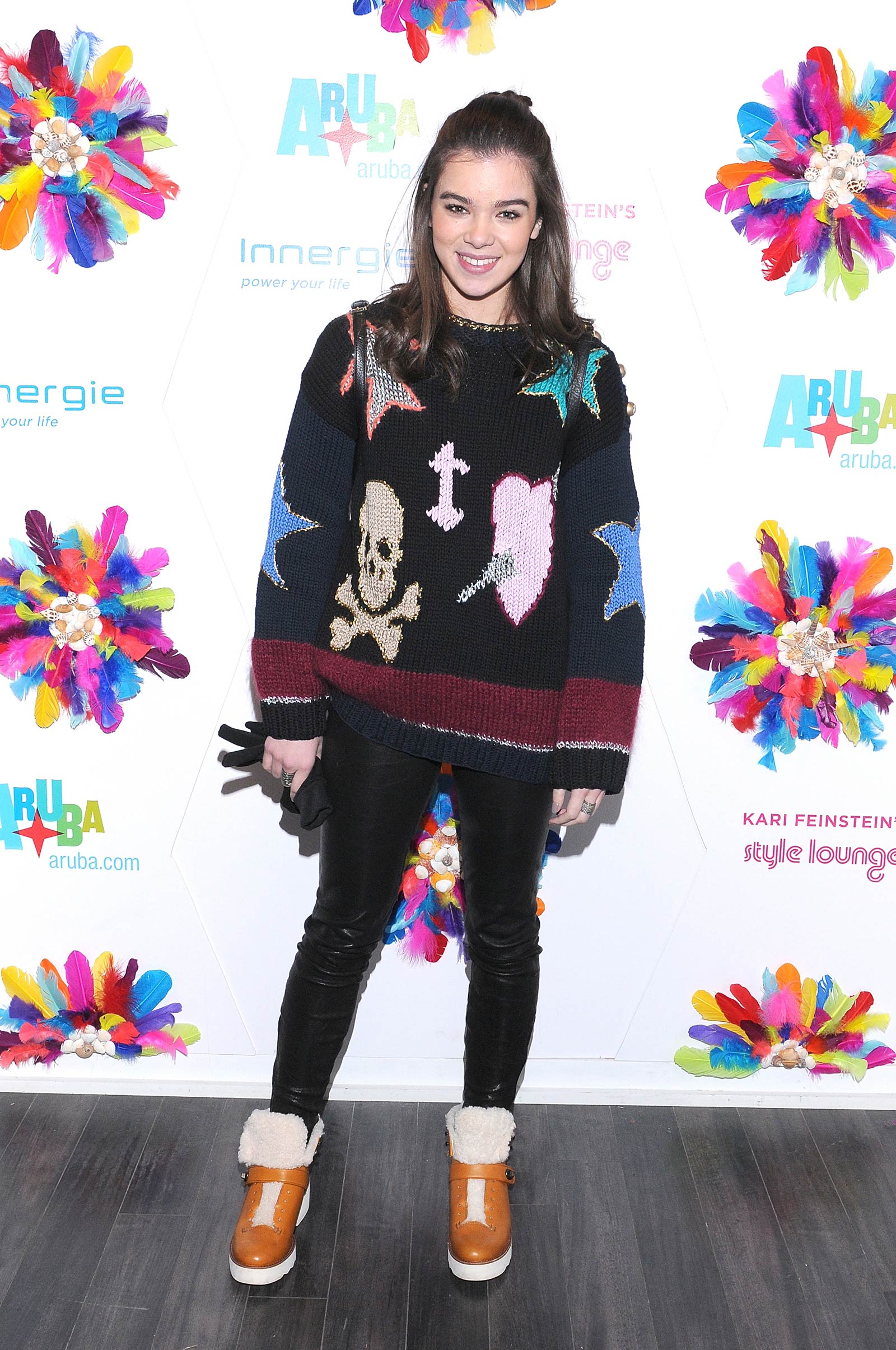 Hailee Steinfeld attends Kari Feinstein’s Style Lounge