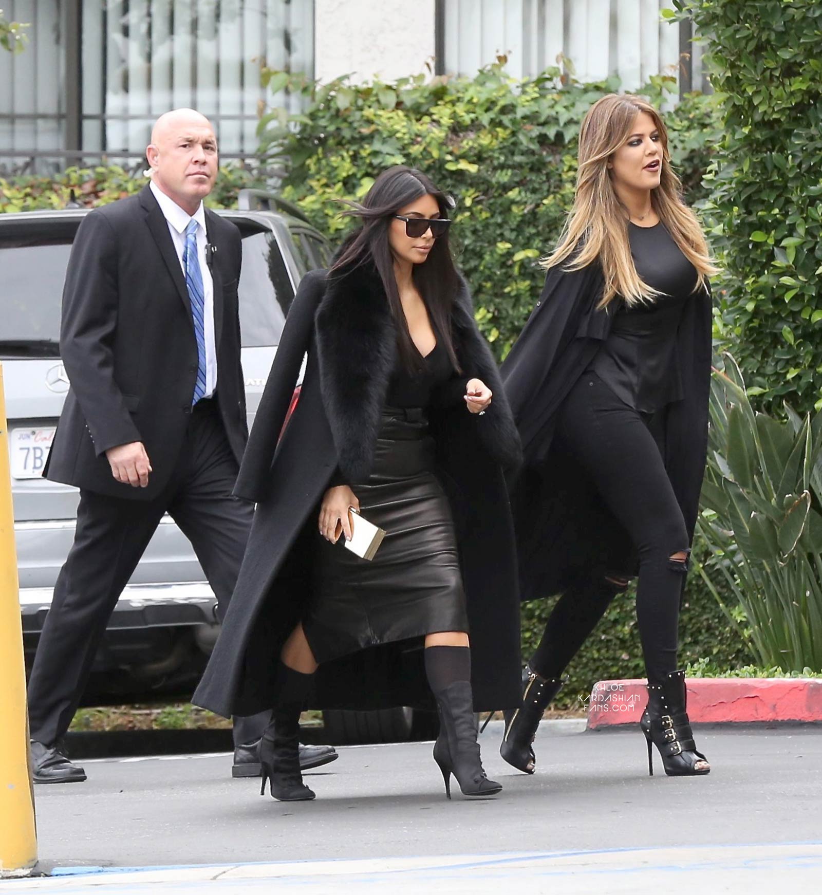 Kim & Khloe Kardashian arriving at Jenner Communications