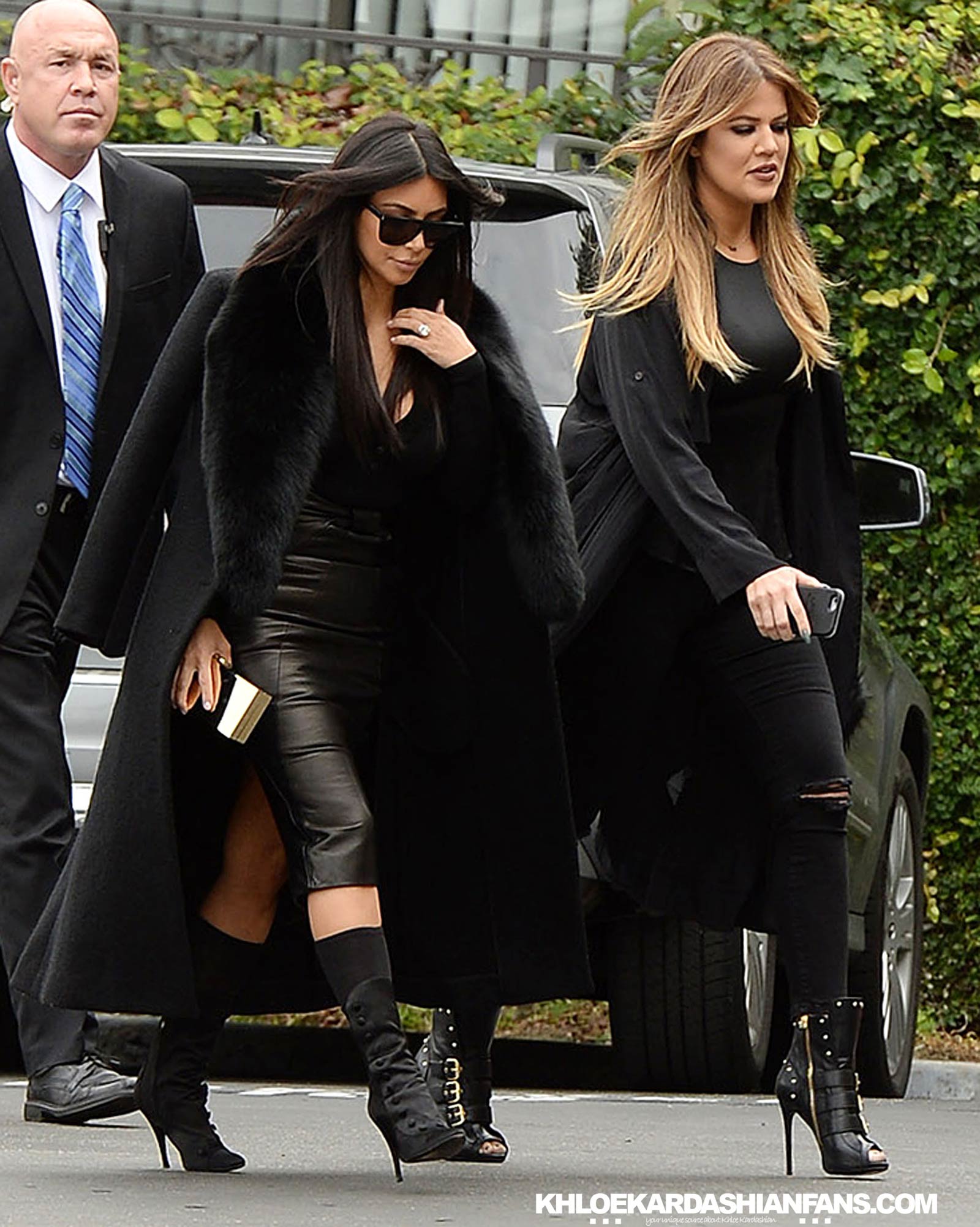 Kim & Khloe Kardashian arriving at Jenner Communications