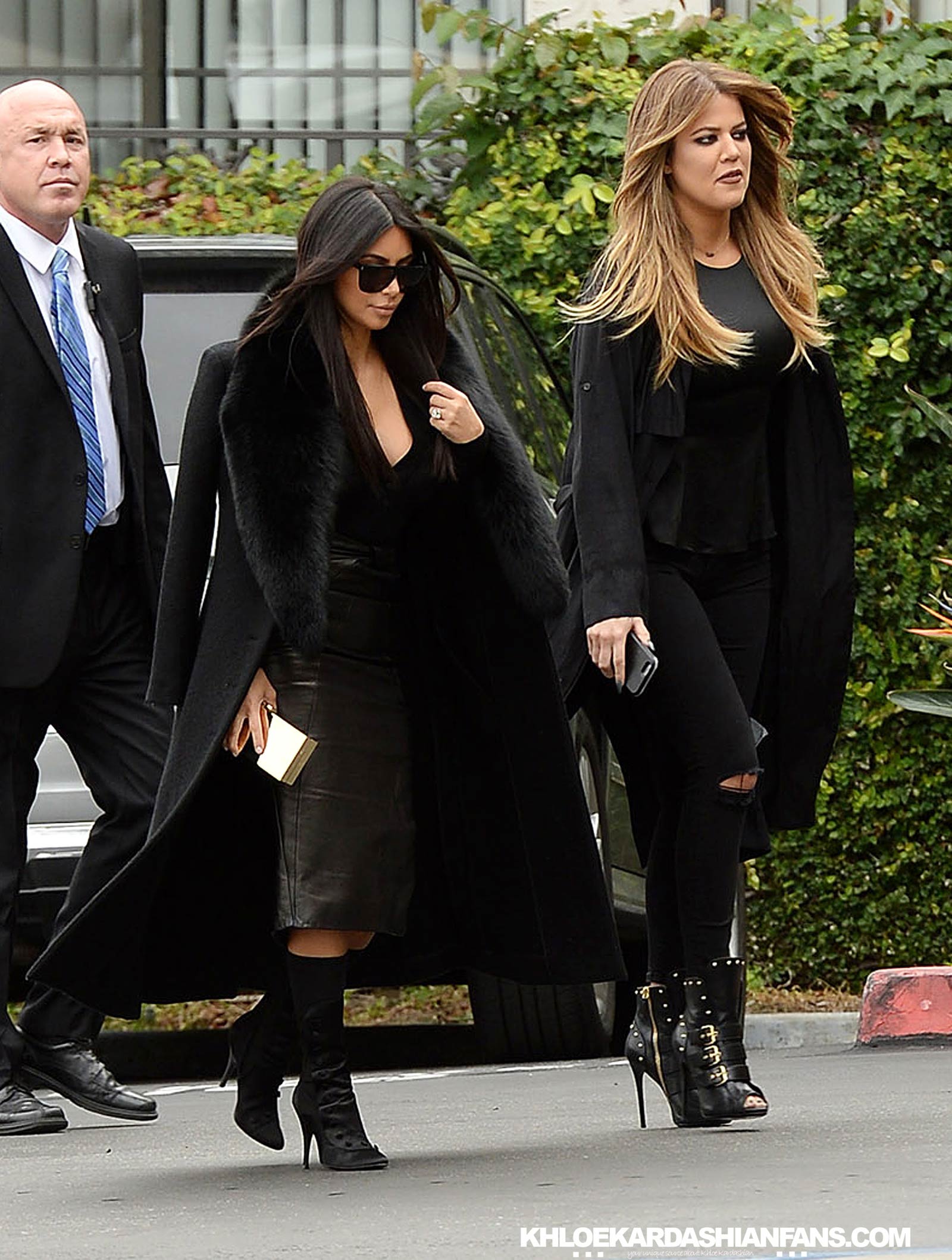 Kim & Khloe Kardashian arriving at Jenner Communications