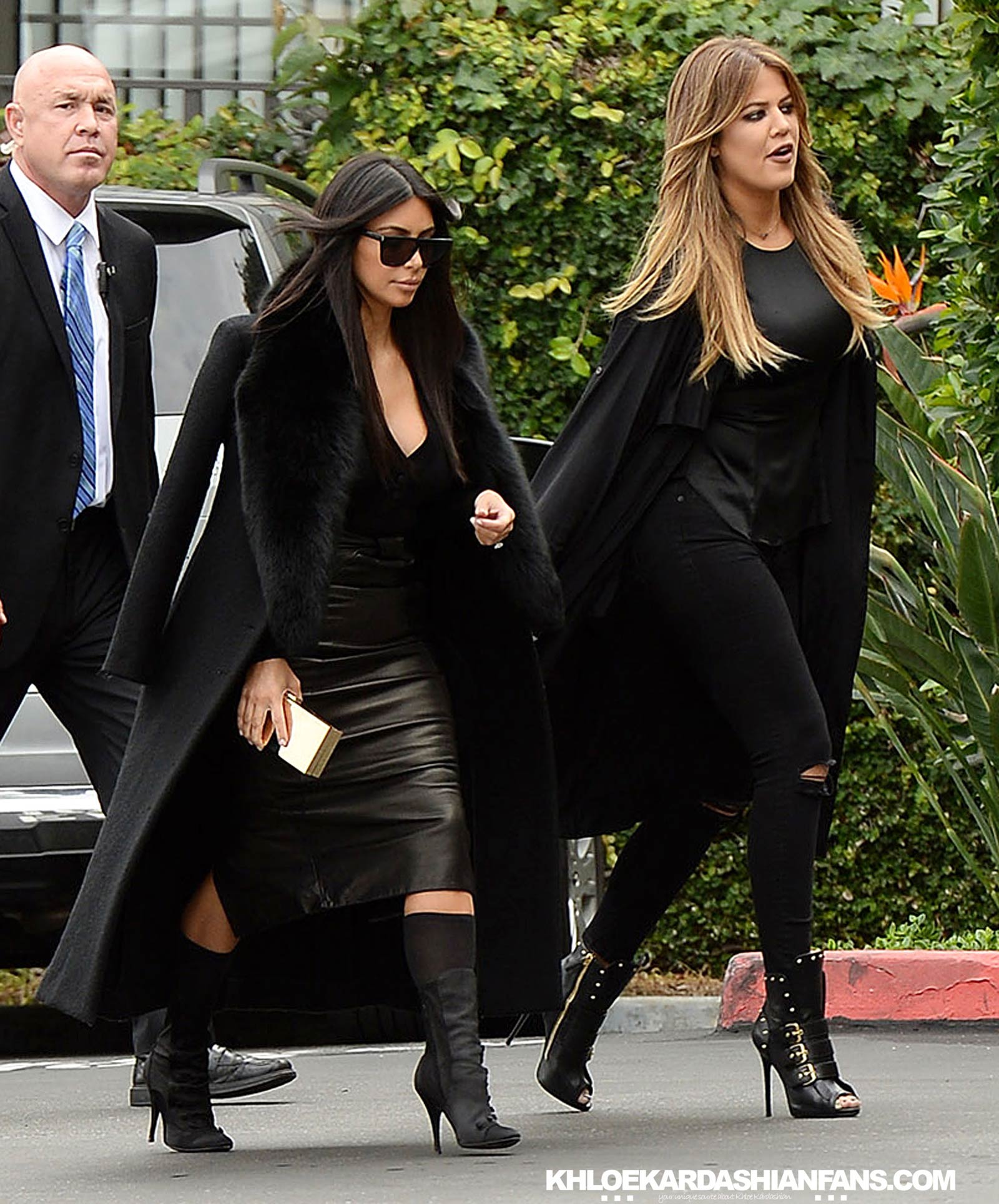 Kim & Khloe Kardashian arriving at Jenner Communications