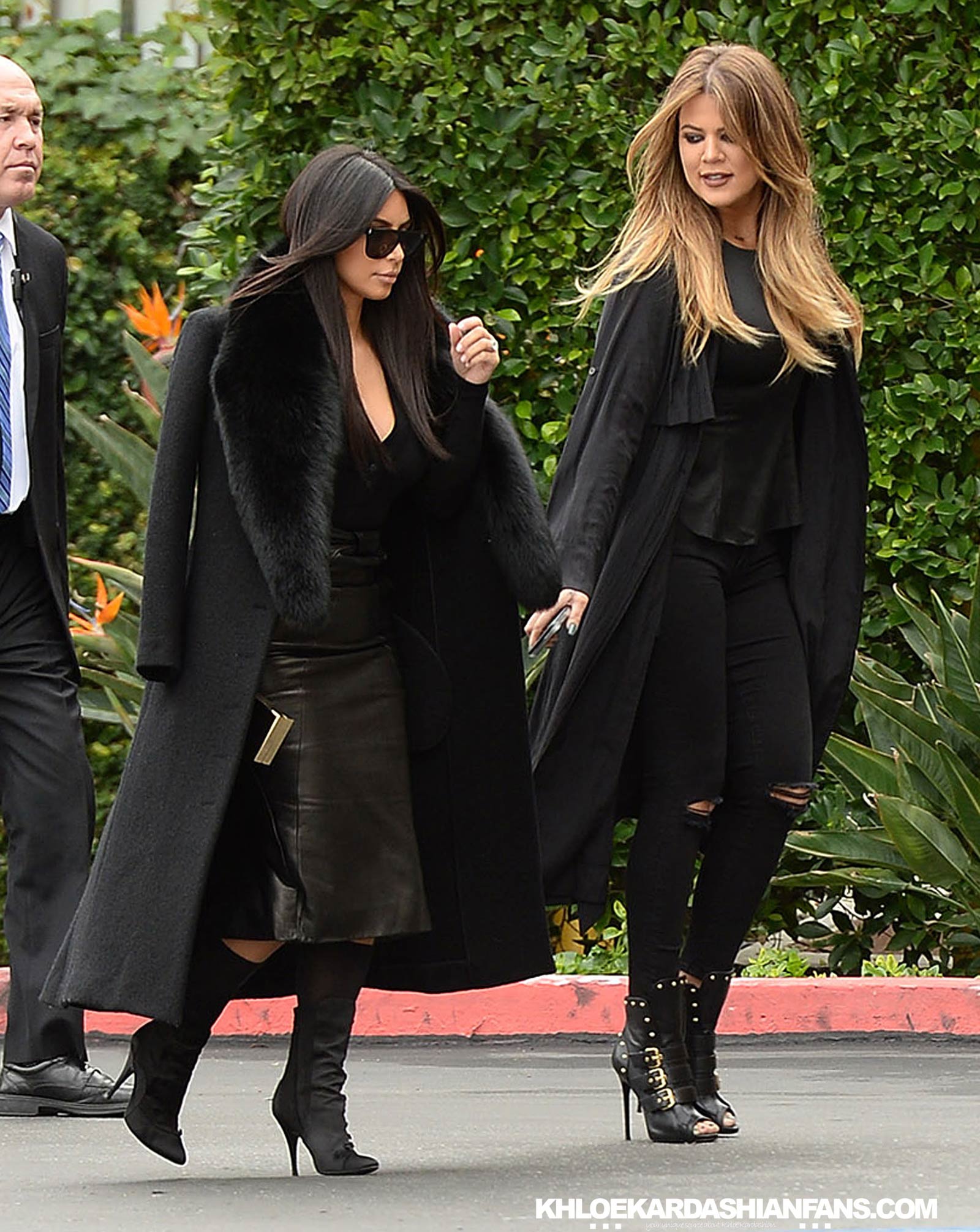 Kim & Khloe Kardashian arriving at Jenner Communications