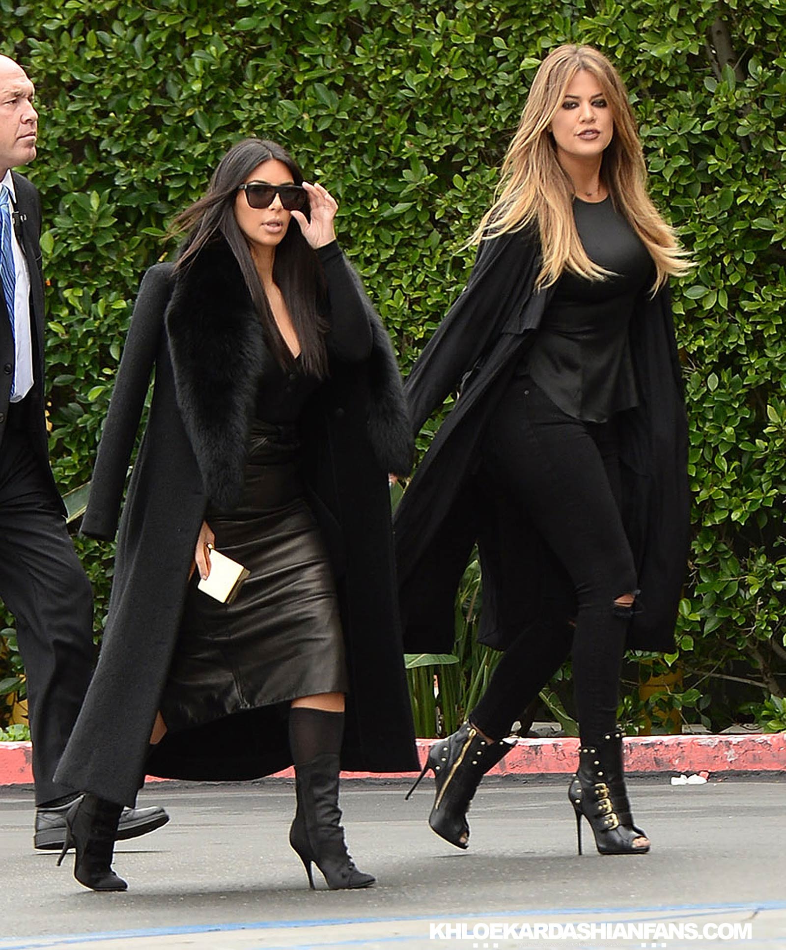 Kim & Khloe Kardashian arriving at Jenner Communications