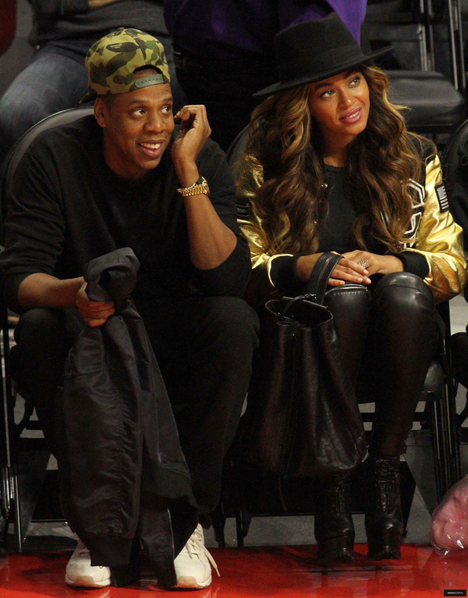 Beyonce attends Los Angeles Clippers vs Cleveland Cavaliers game