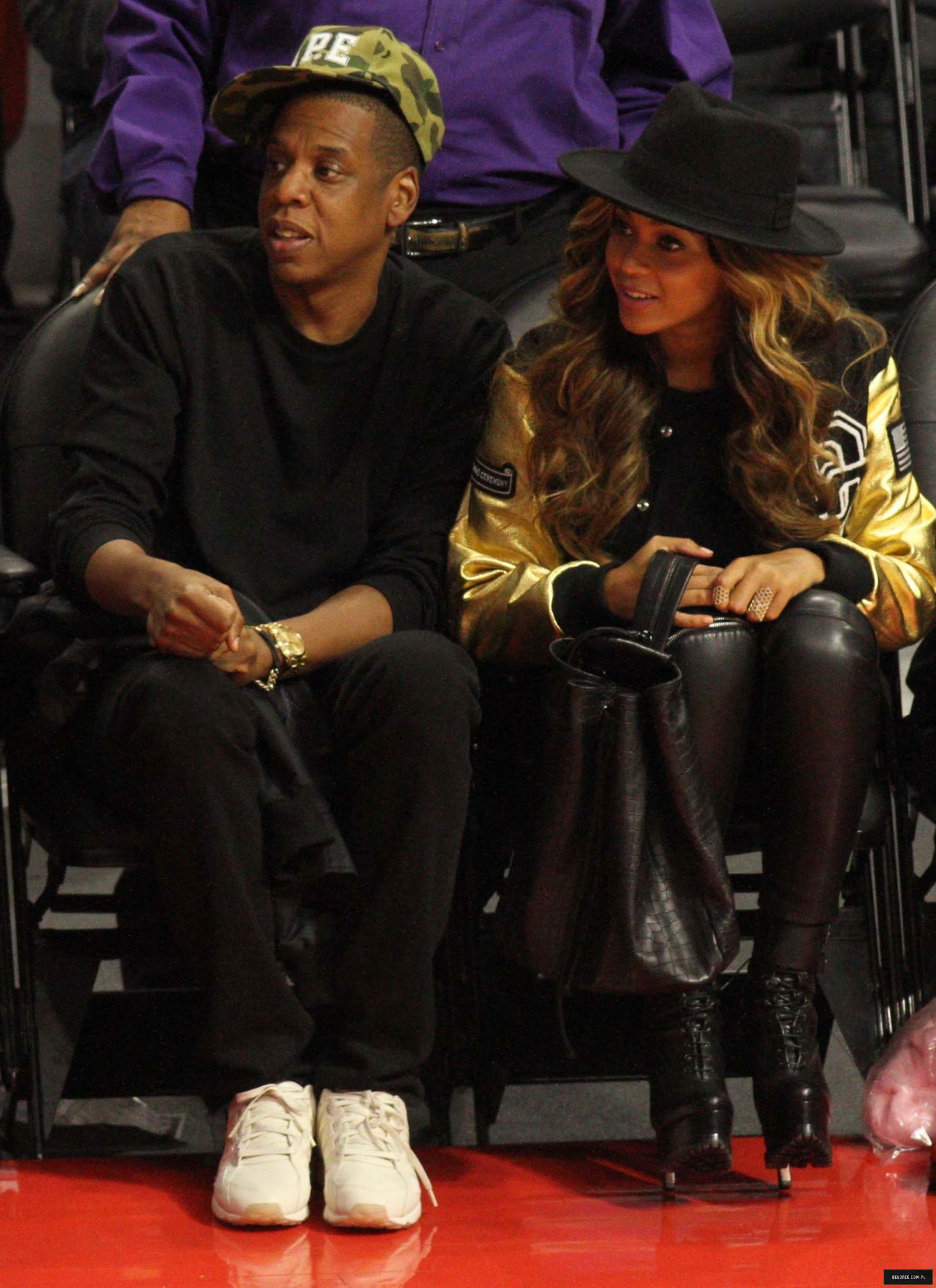 Beyonce attends Los Angeles Clippers vs Cleveland Cavaliers game