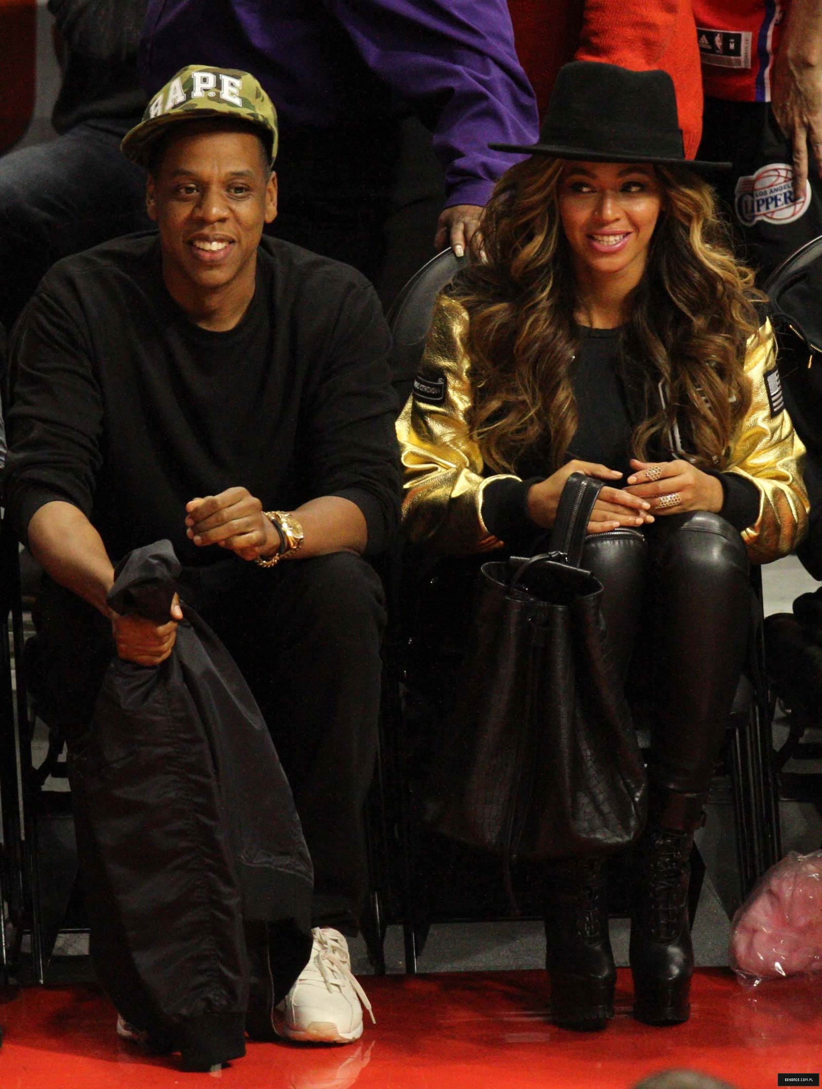 Beyonce attends Los Angeles Clippers vs Cleveland Cavaliers game