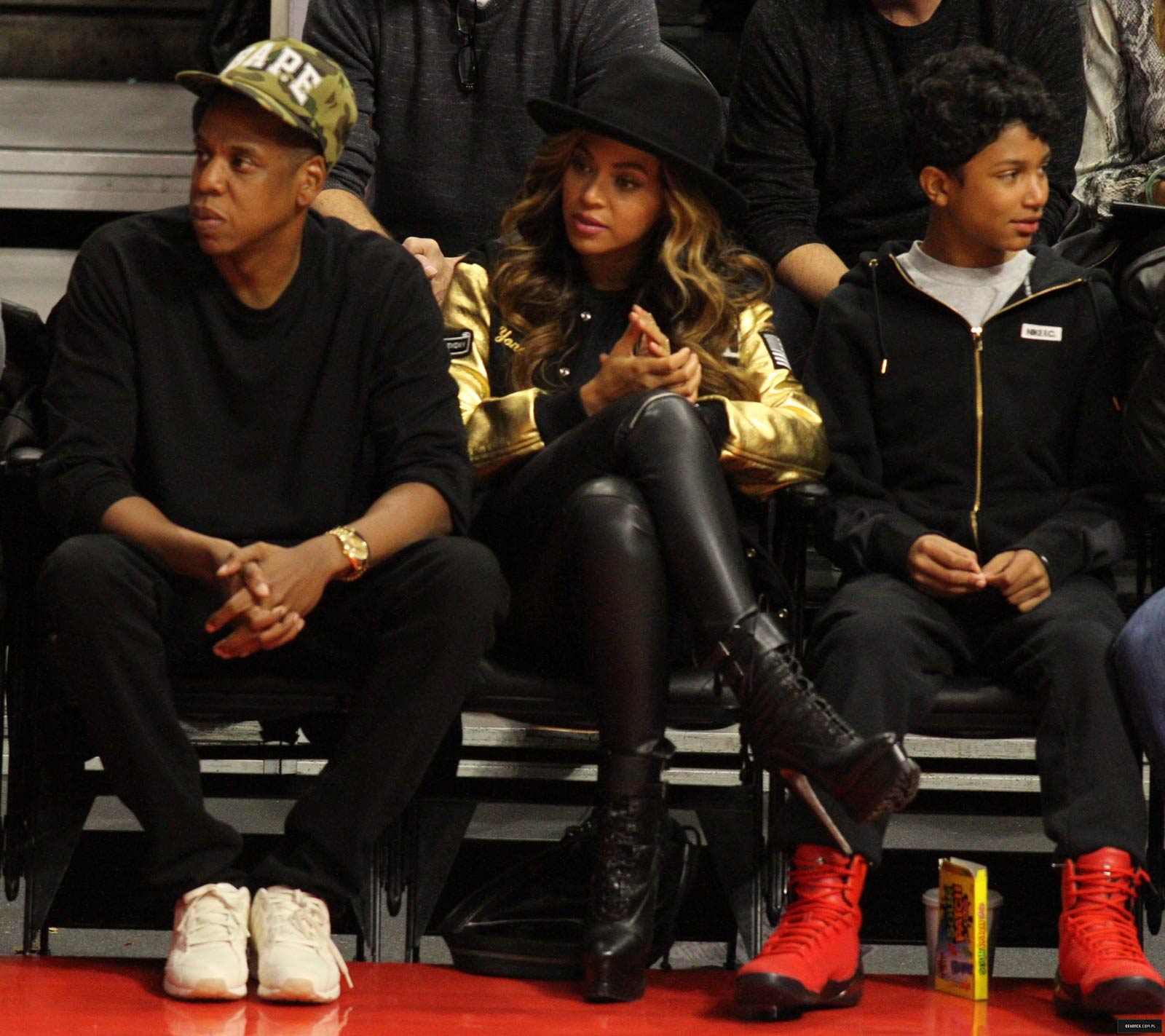 Beyonce attends Los Angeles Clippers vs Cleveland Cavaliers game