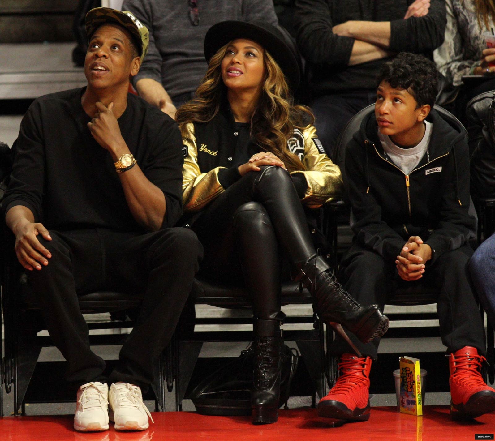 Beyonce attends Los Angeles Clippers vs Cleveland Cavaliers game