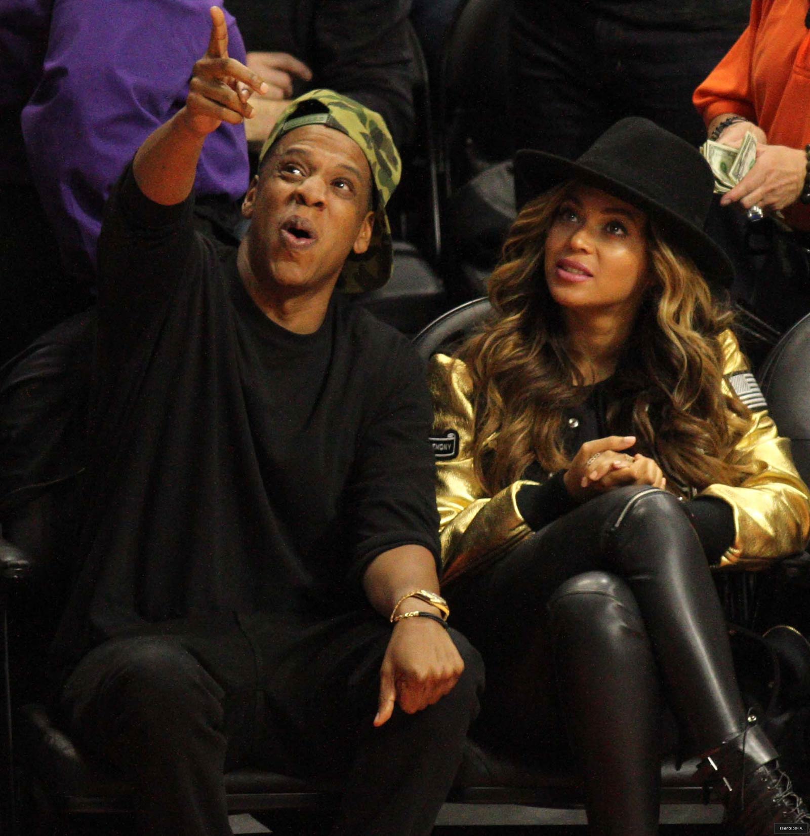 Beyonce attends Los Angeles Clippers vs Cleveland Cavaliers game