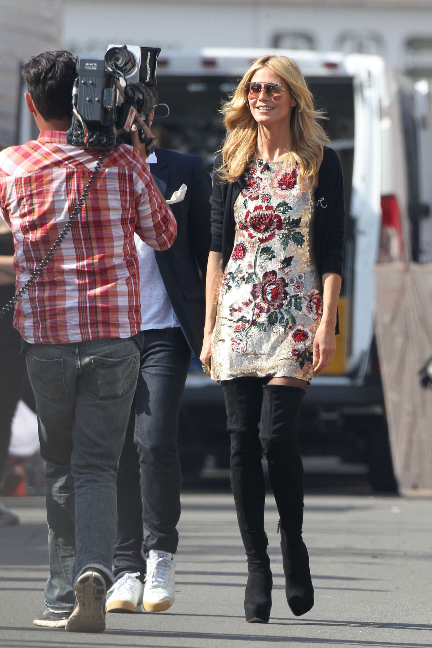 Heidi Klum on the Set of Germany Next Top Model Shooting in LA