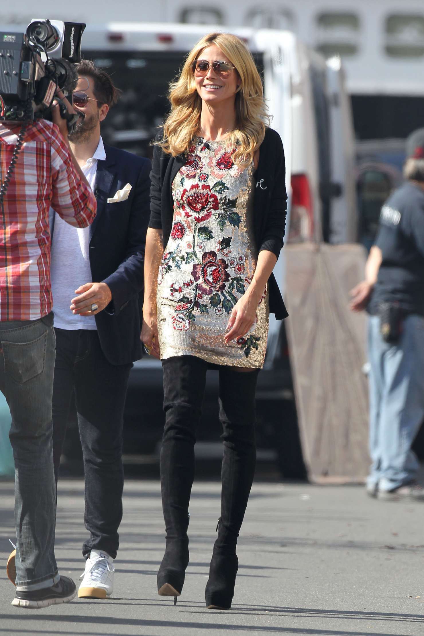 Heidi Klum on the Set of Germany Next Top Model Shooting in LA