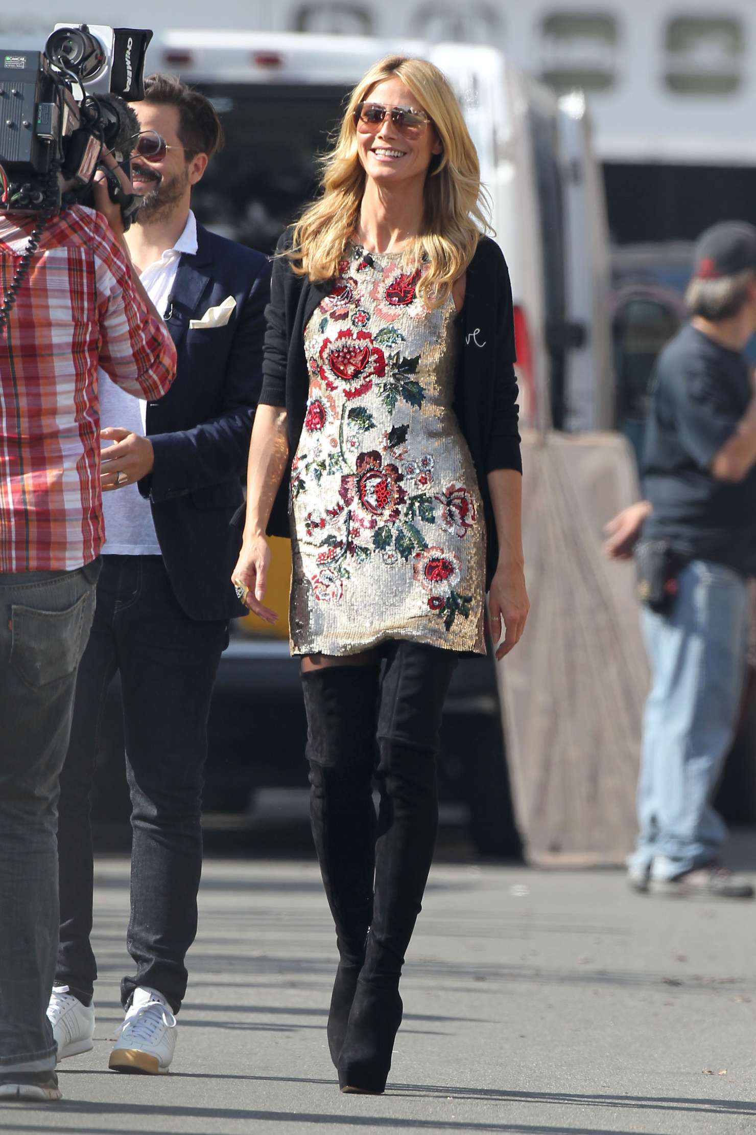 Heidi Klum on the Set of Germany Next Top Model Shooting in LA