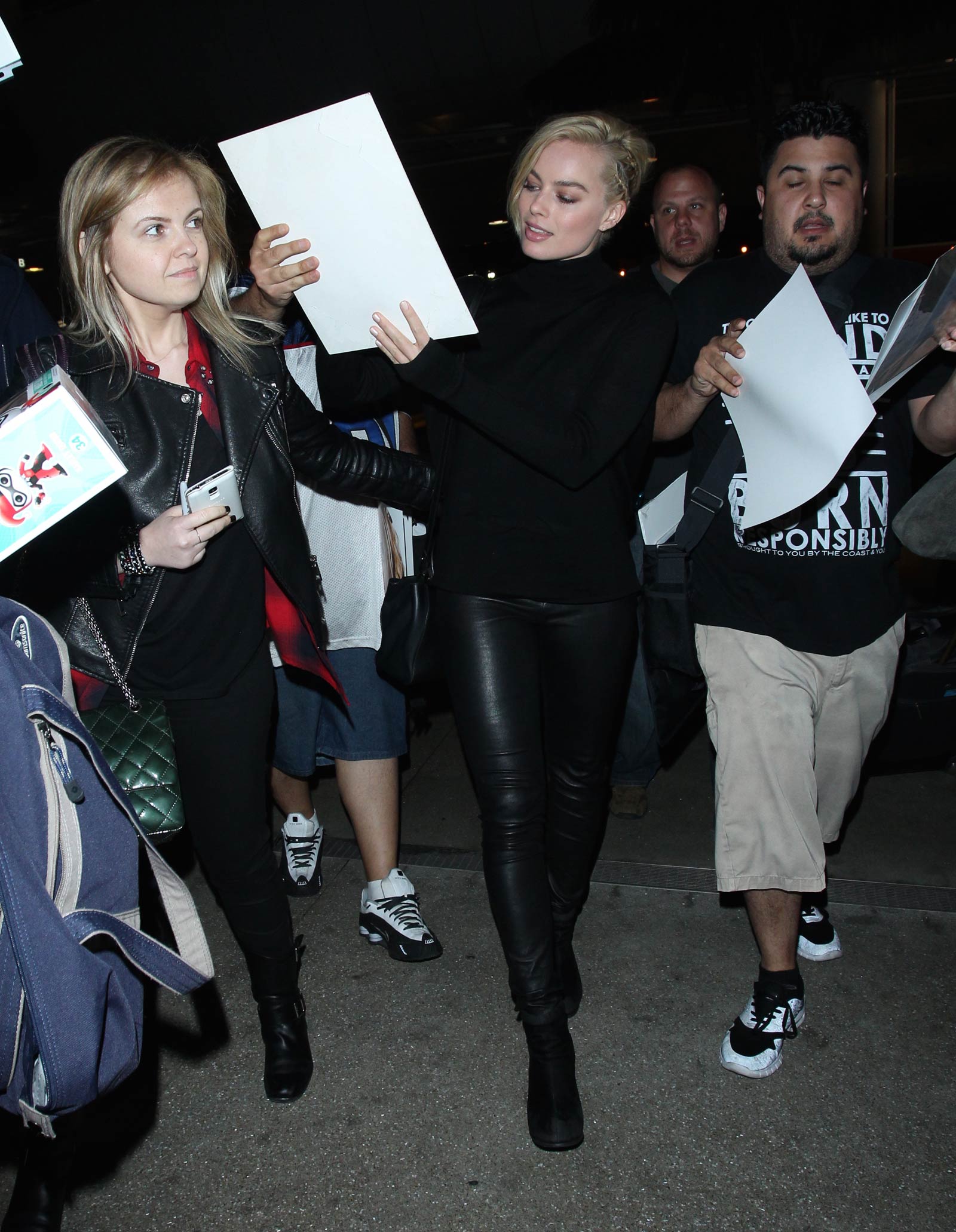 Margot Robbie LAX departure candids in Los Angeles