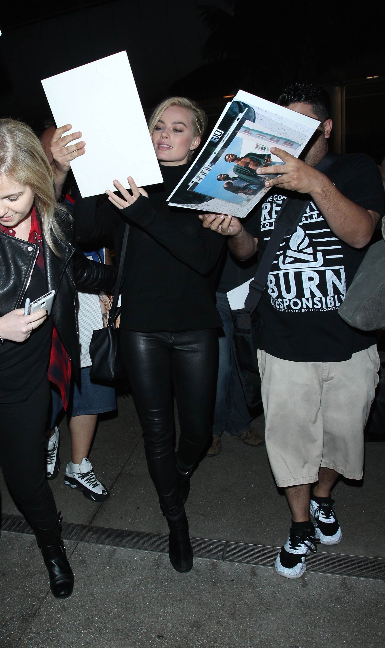 Margot Robbie LAX departure candids in Los Angeles