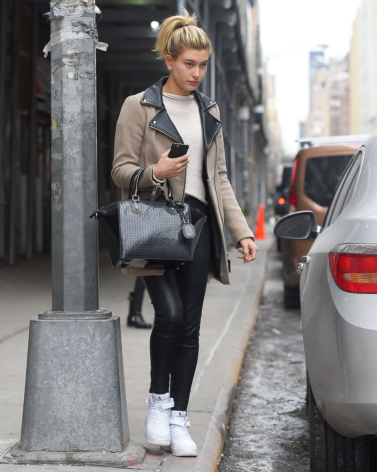 Hailey Baldwin out in NYC