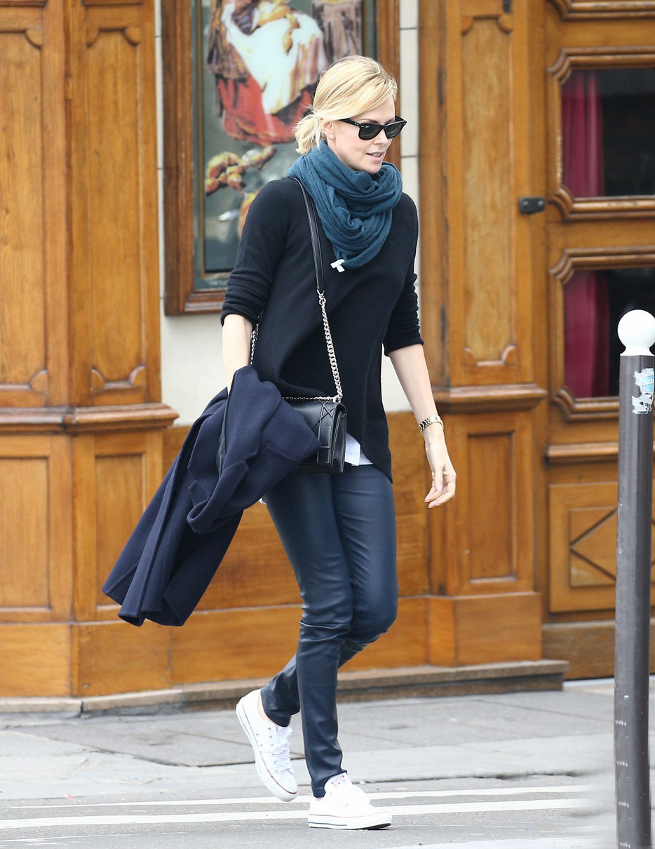 Charlize Theron at Le Voltaire restaurant