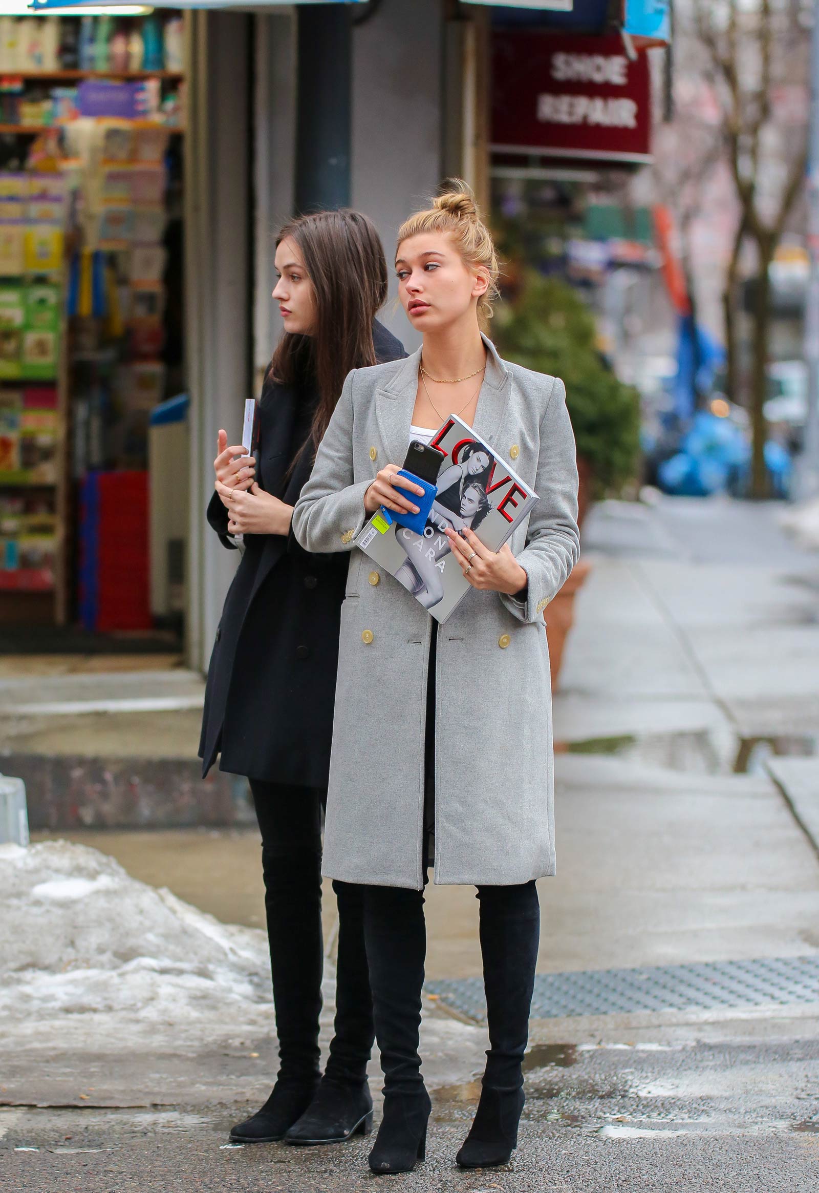 Hailey Baldwin out shopping in New York