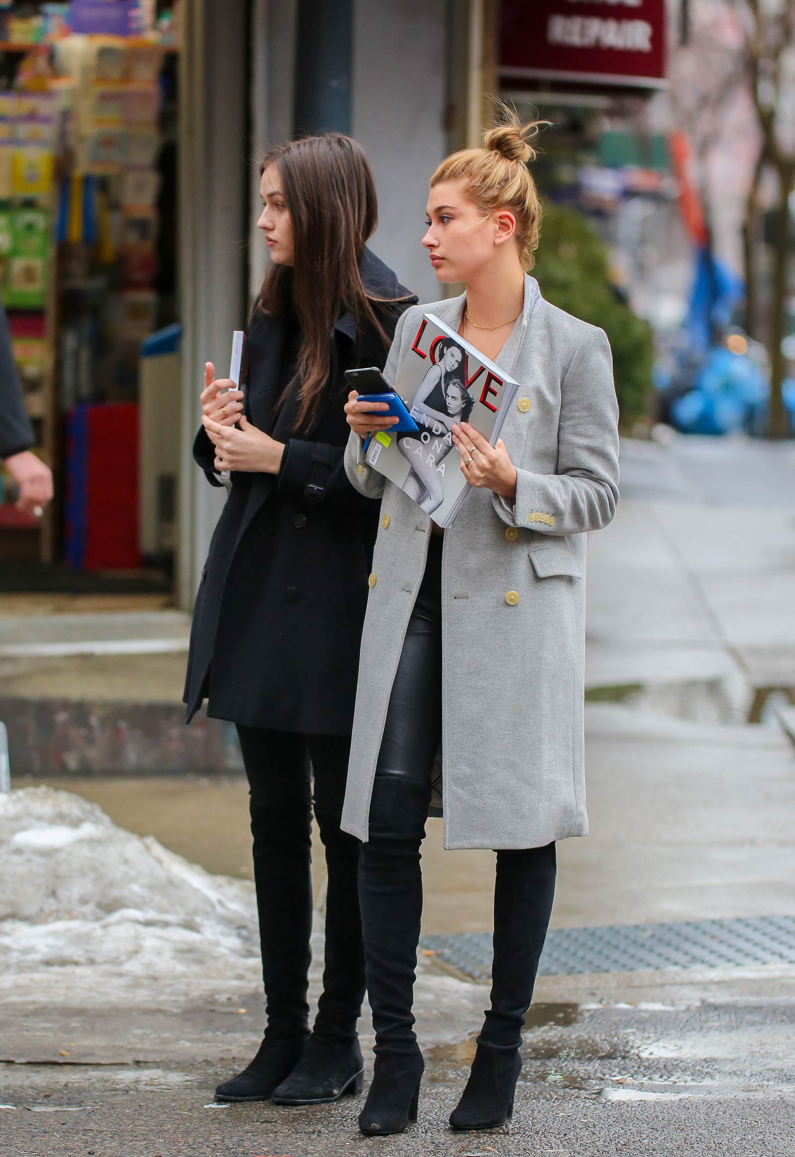 Hailey Baldwin out shopping in New York