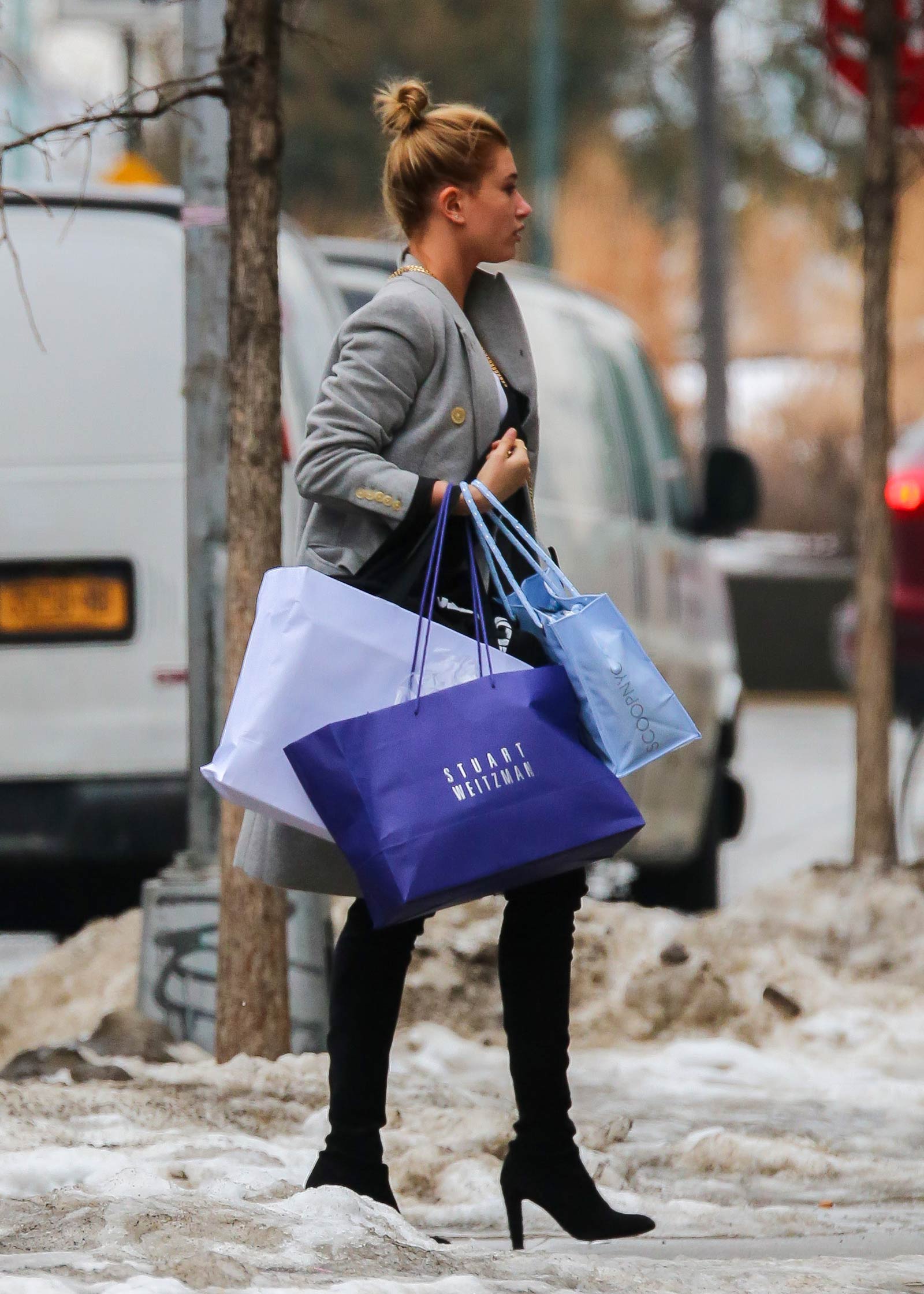 Hailey Baldwin out shopping in New York