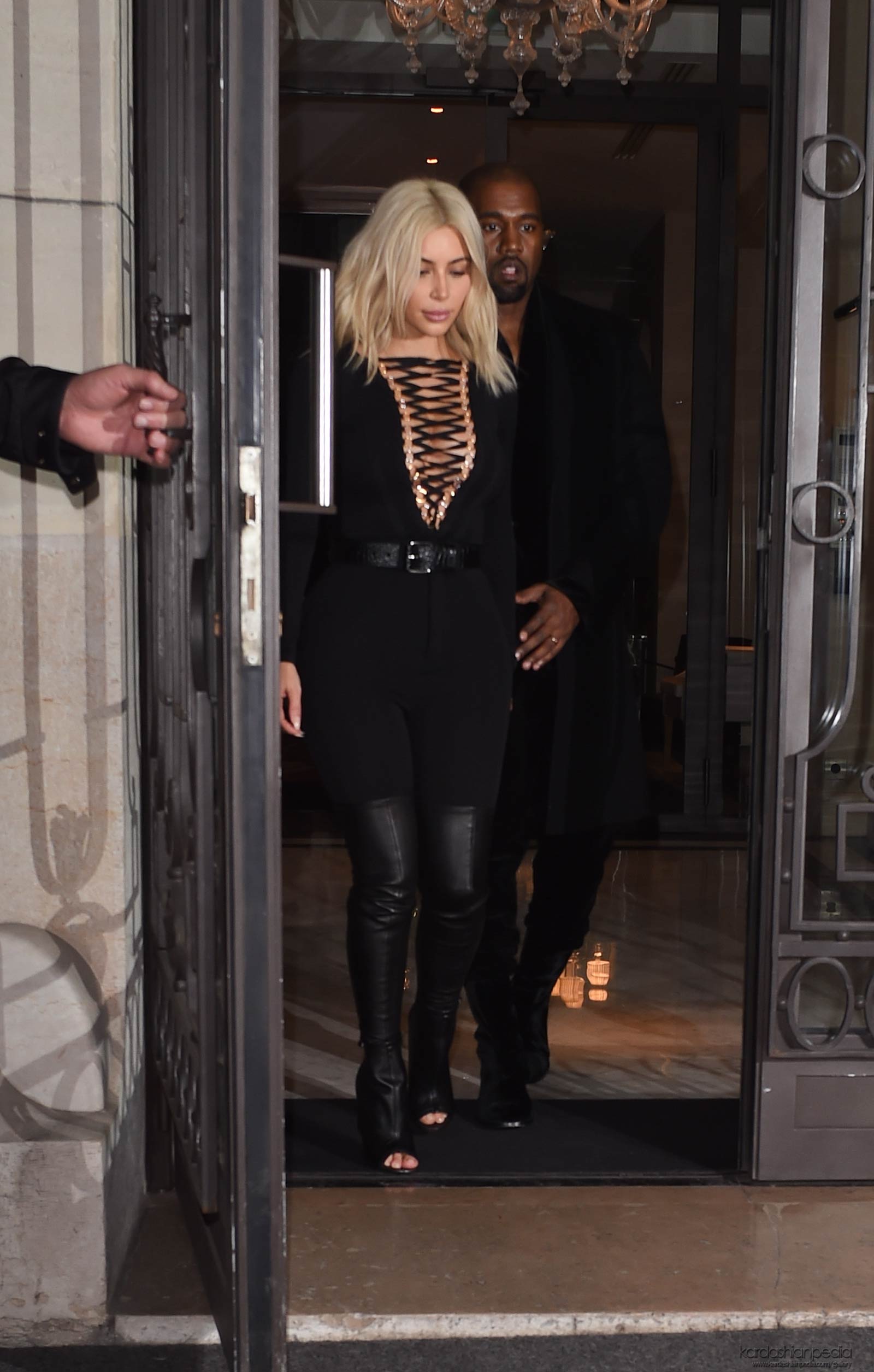 Kim Kardashian step out of her hotel