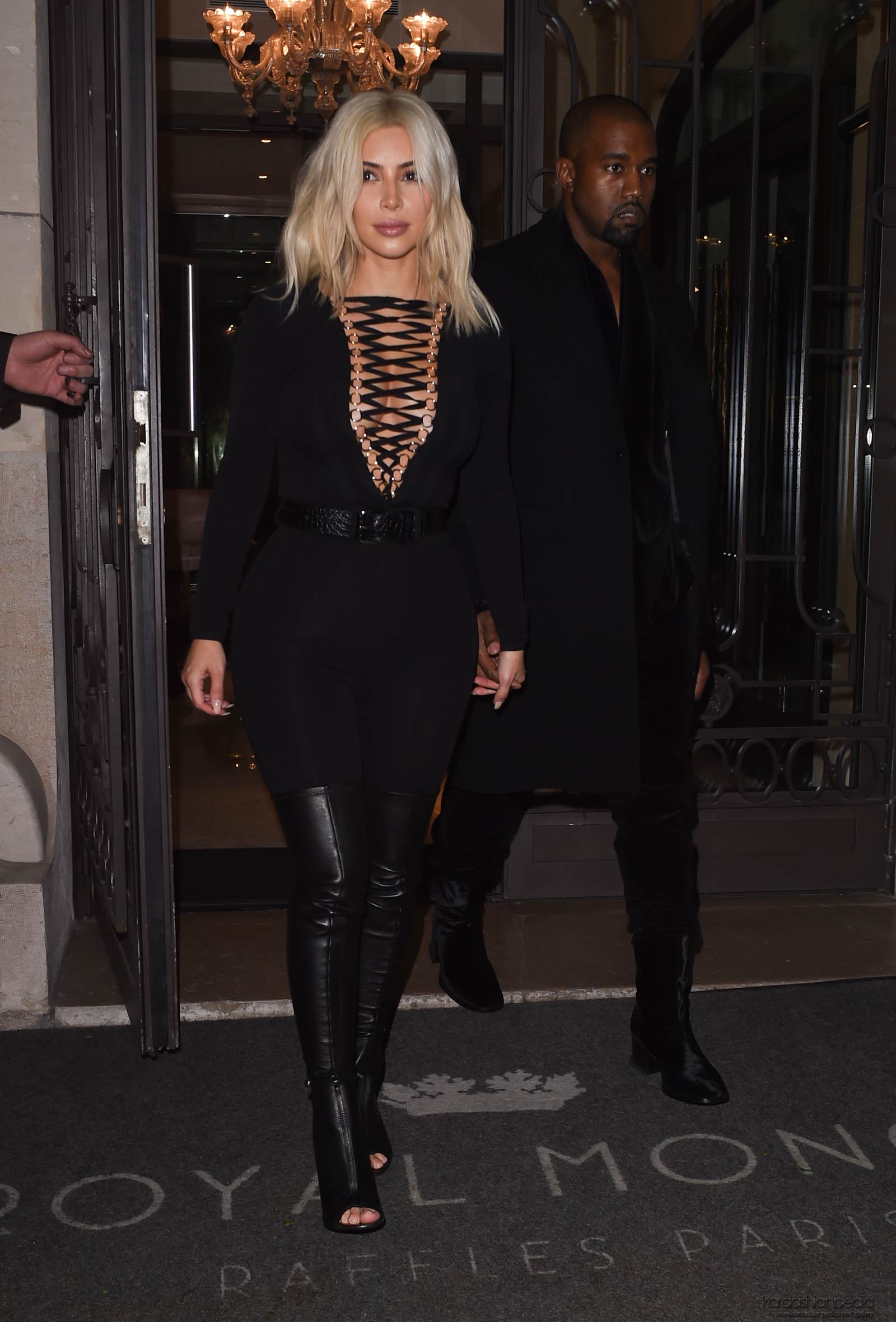 Kim Kardashian step out of her hotel