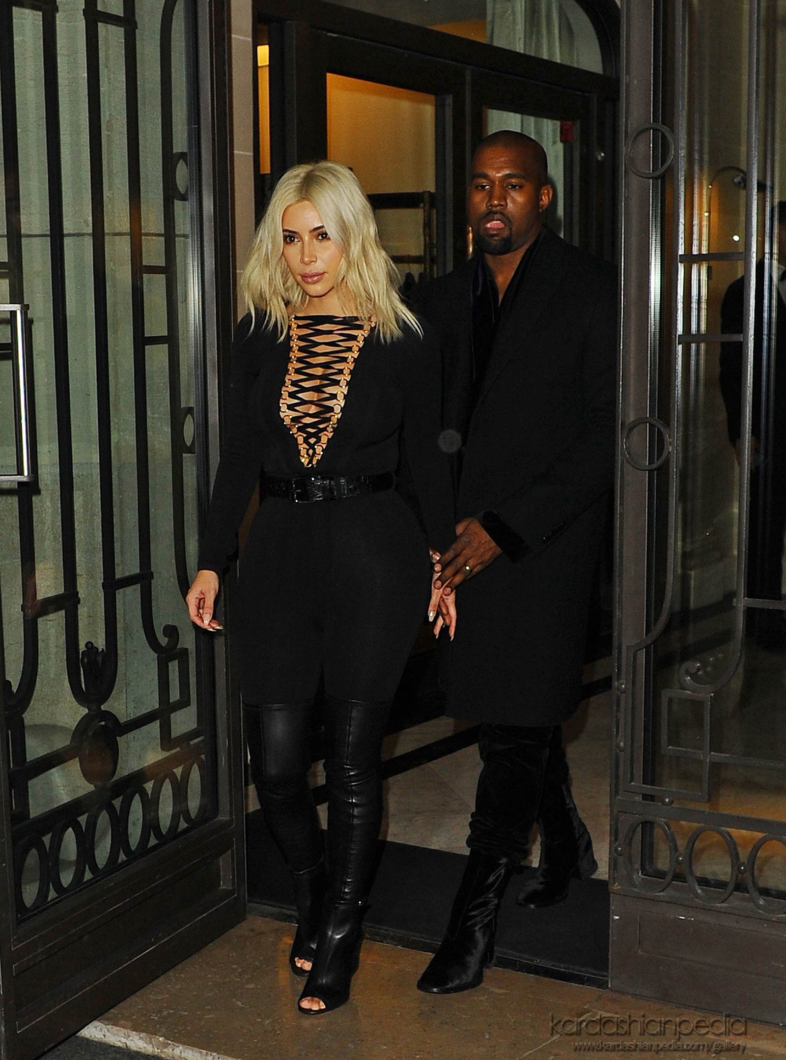 Kim Kardashian step out of her hotel