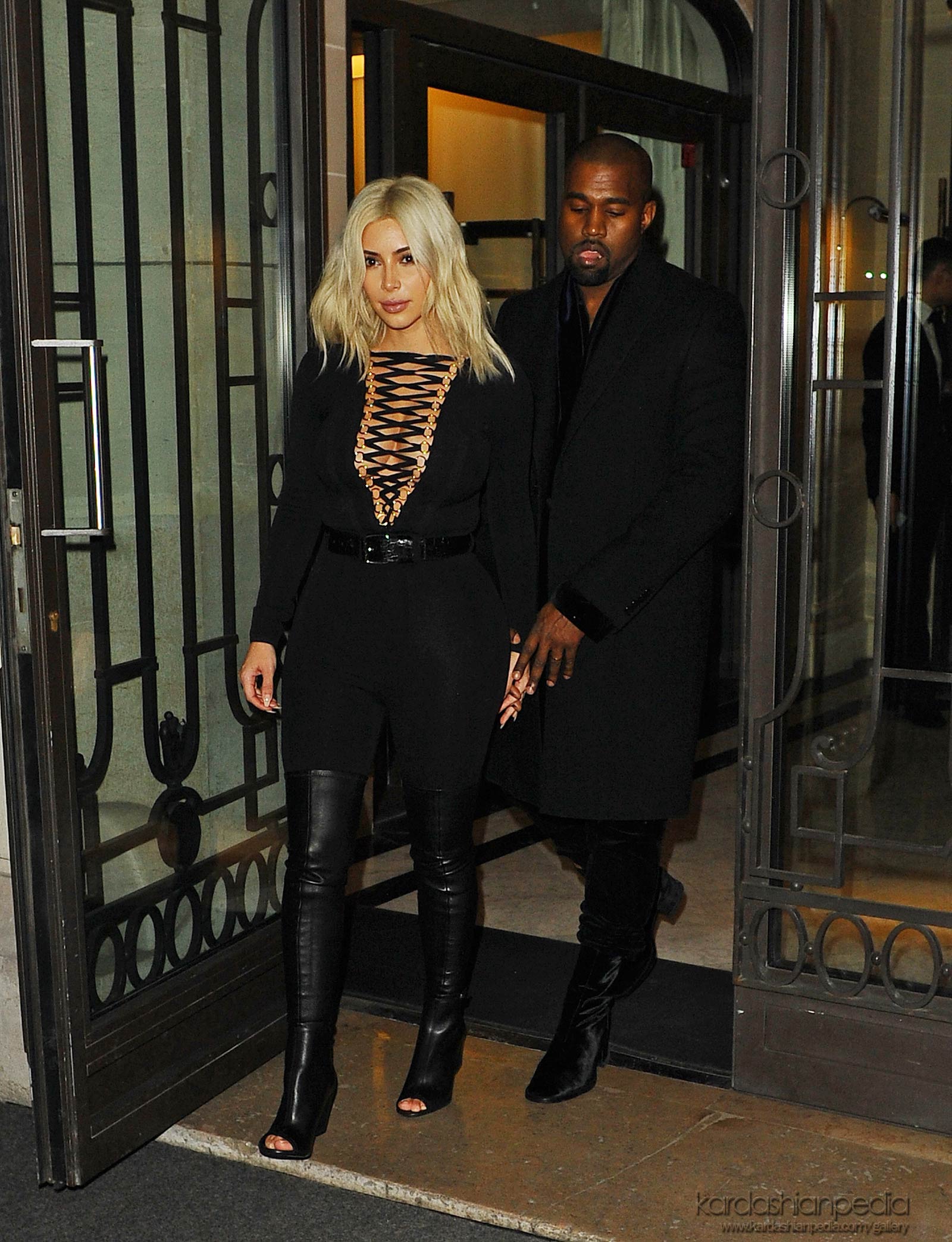 Kim Kardashian step out of her hotel