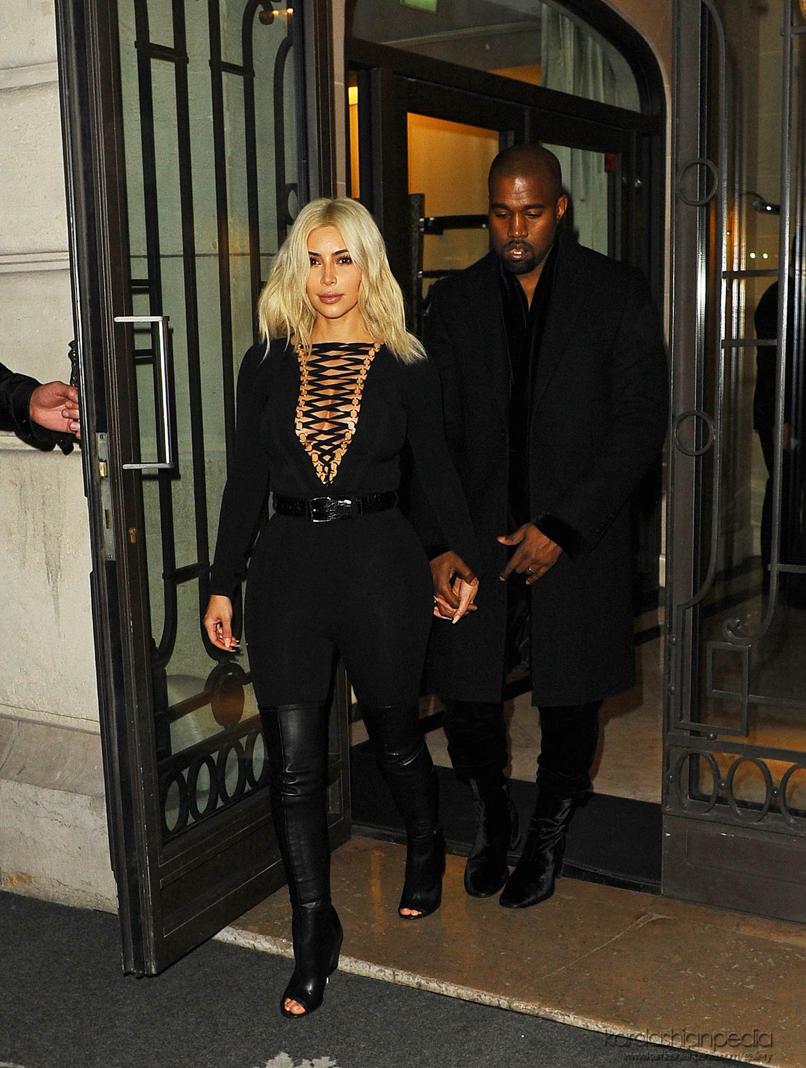 Kim Kardashian step out of her hotel