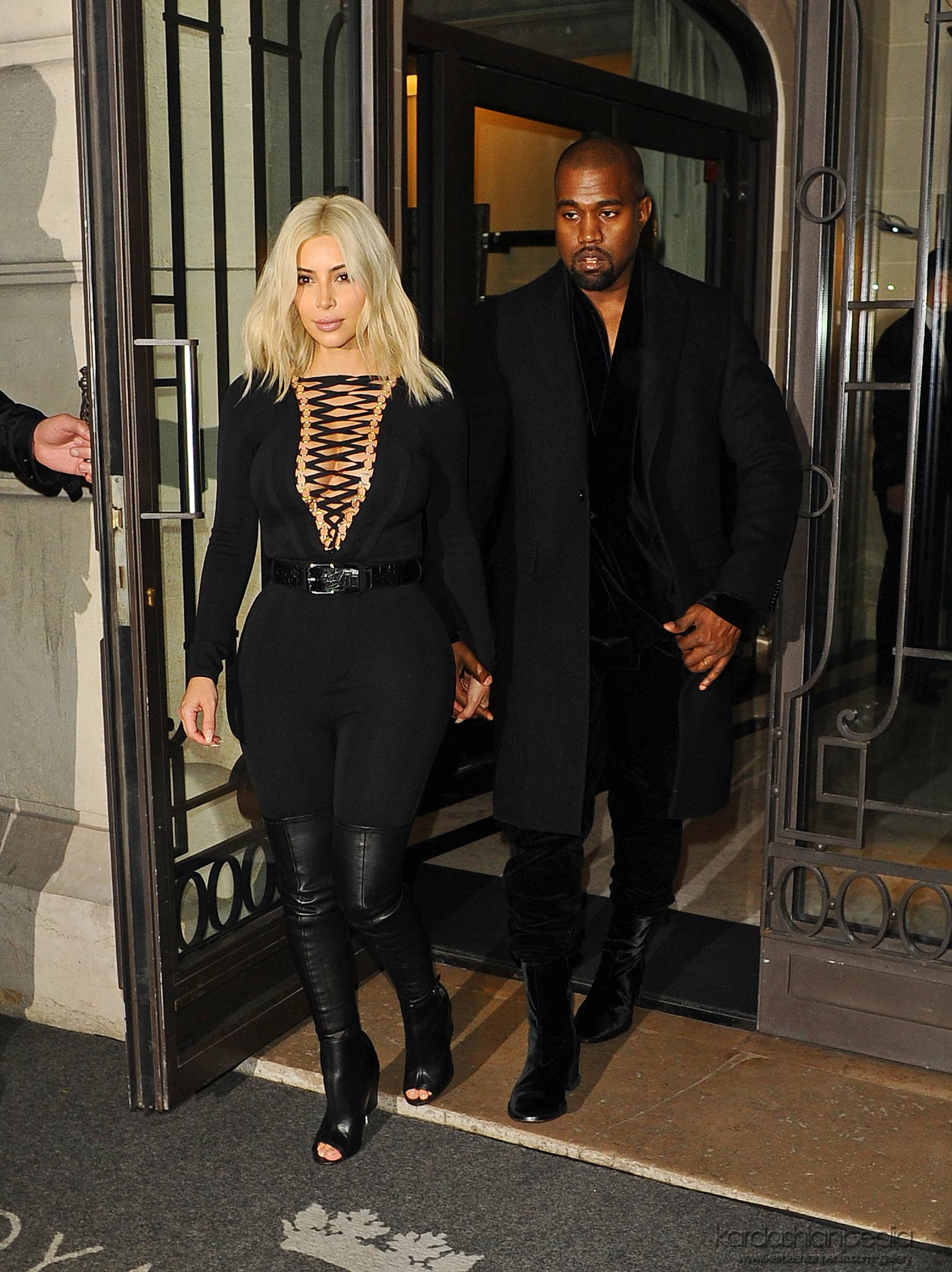 Kim Kardashian step out of her hotel