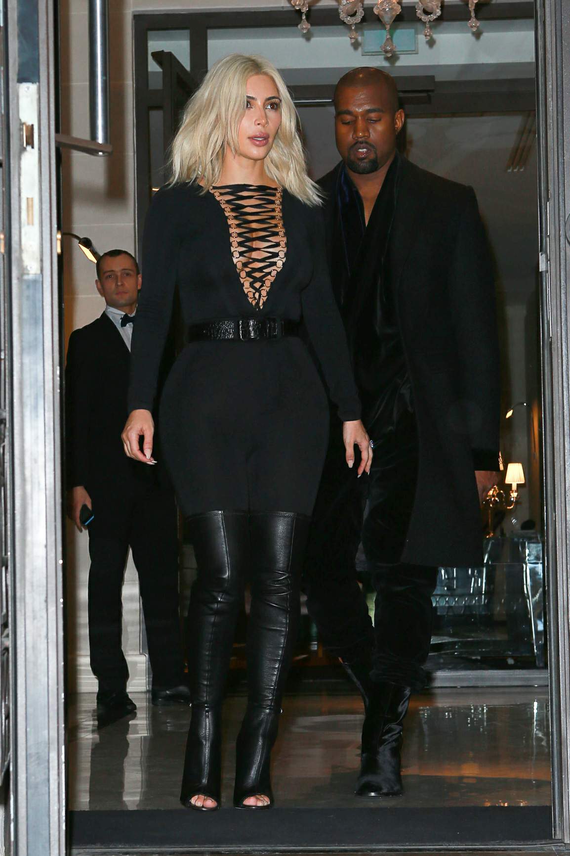 Kim Kardashian step out of her hotel