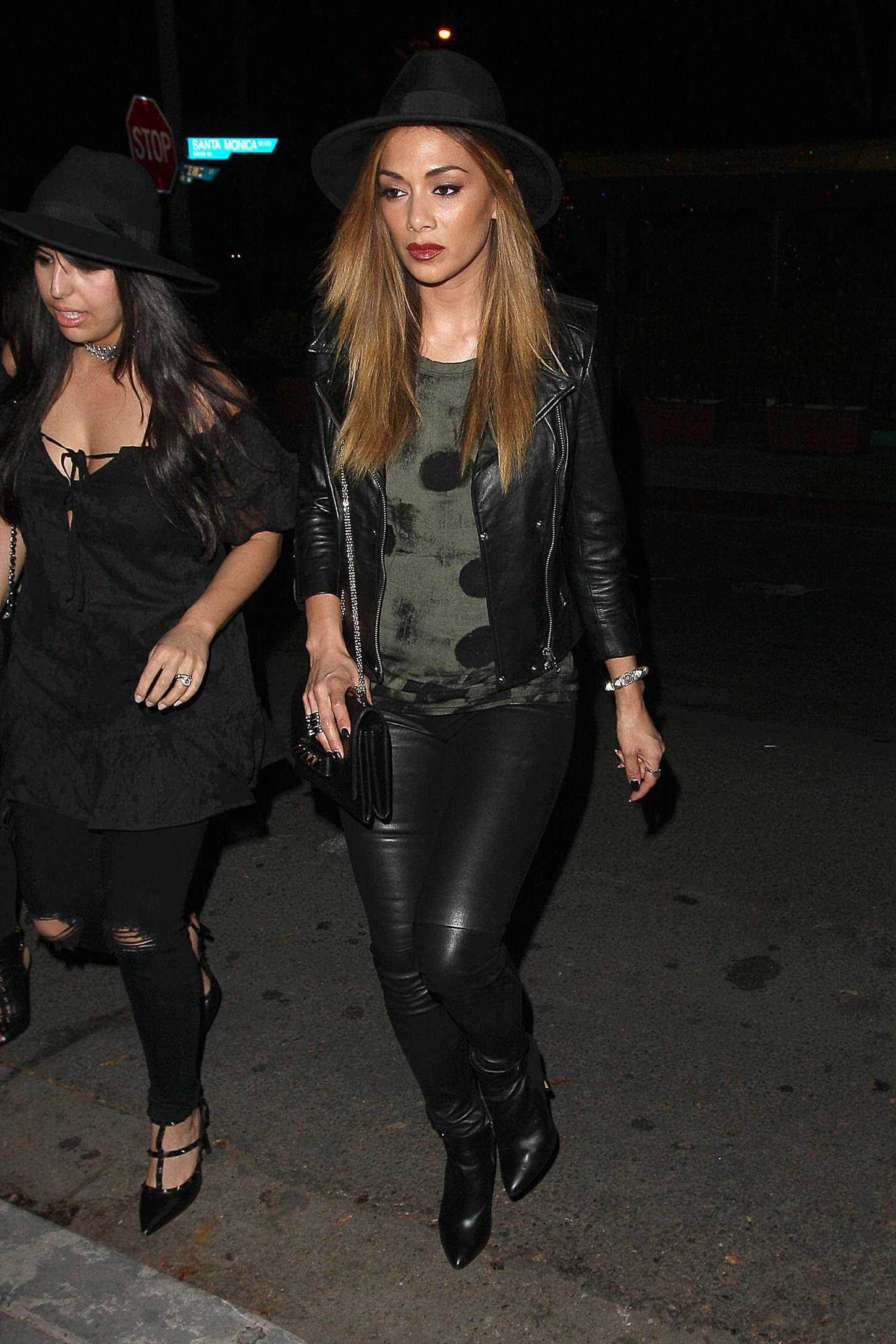 Nicole Scherzinger Leaves a Party with her friends