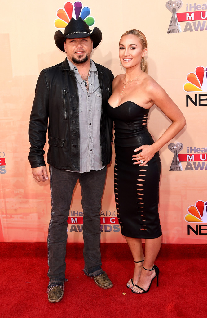 Brittany Kerr attends 2015 iHeartRadio Music Awards