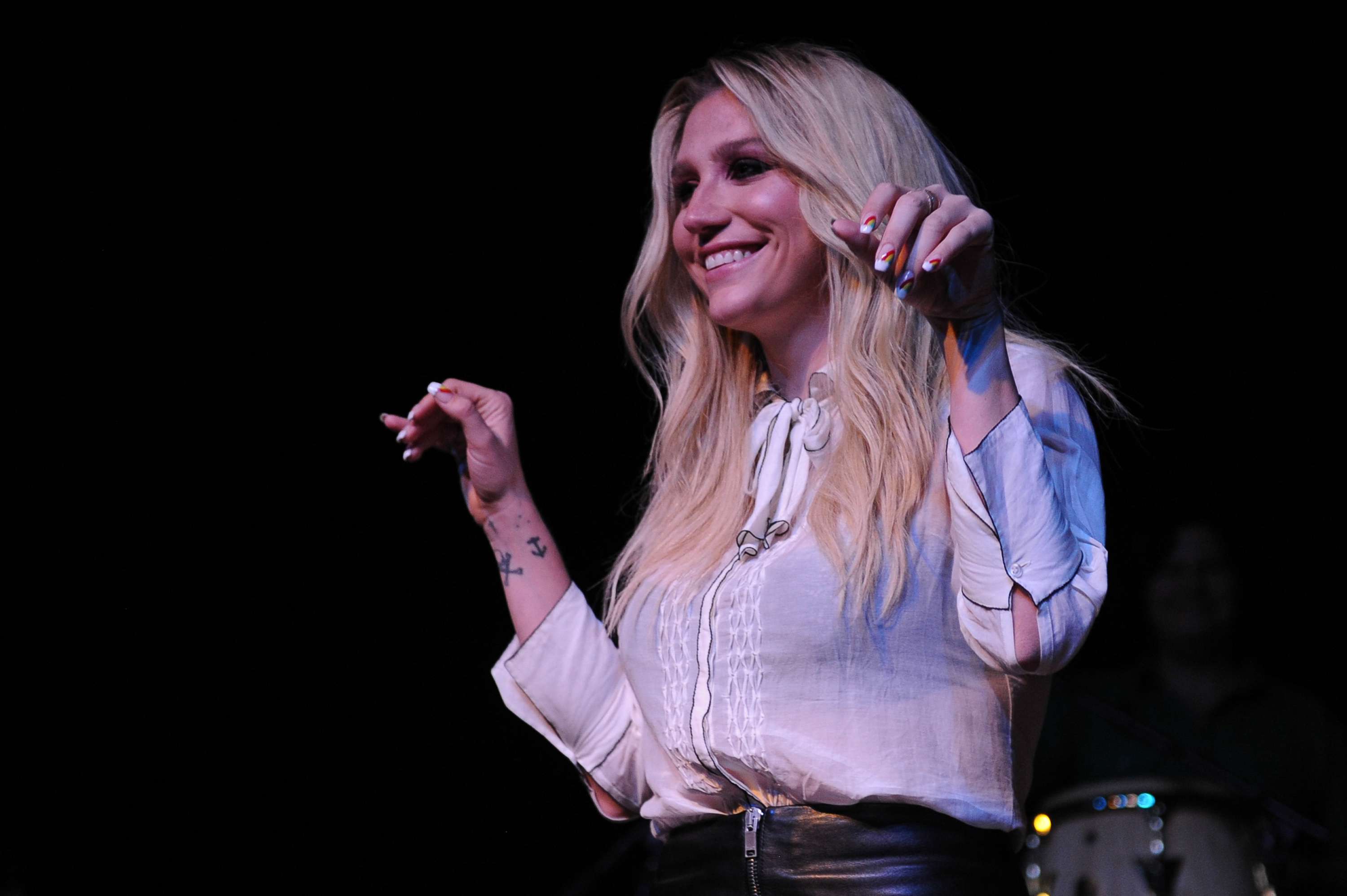 Kesha on stage at Brian Fest: A Night to Celebrate the Music of Brian Wilson