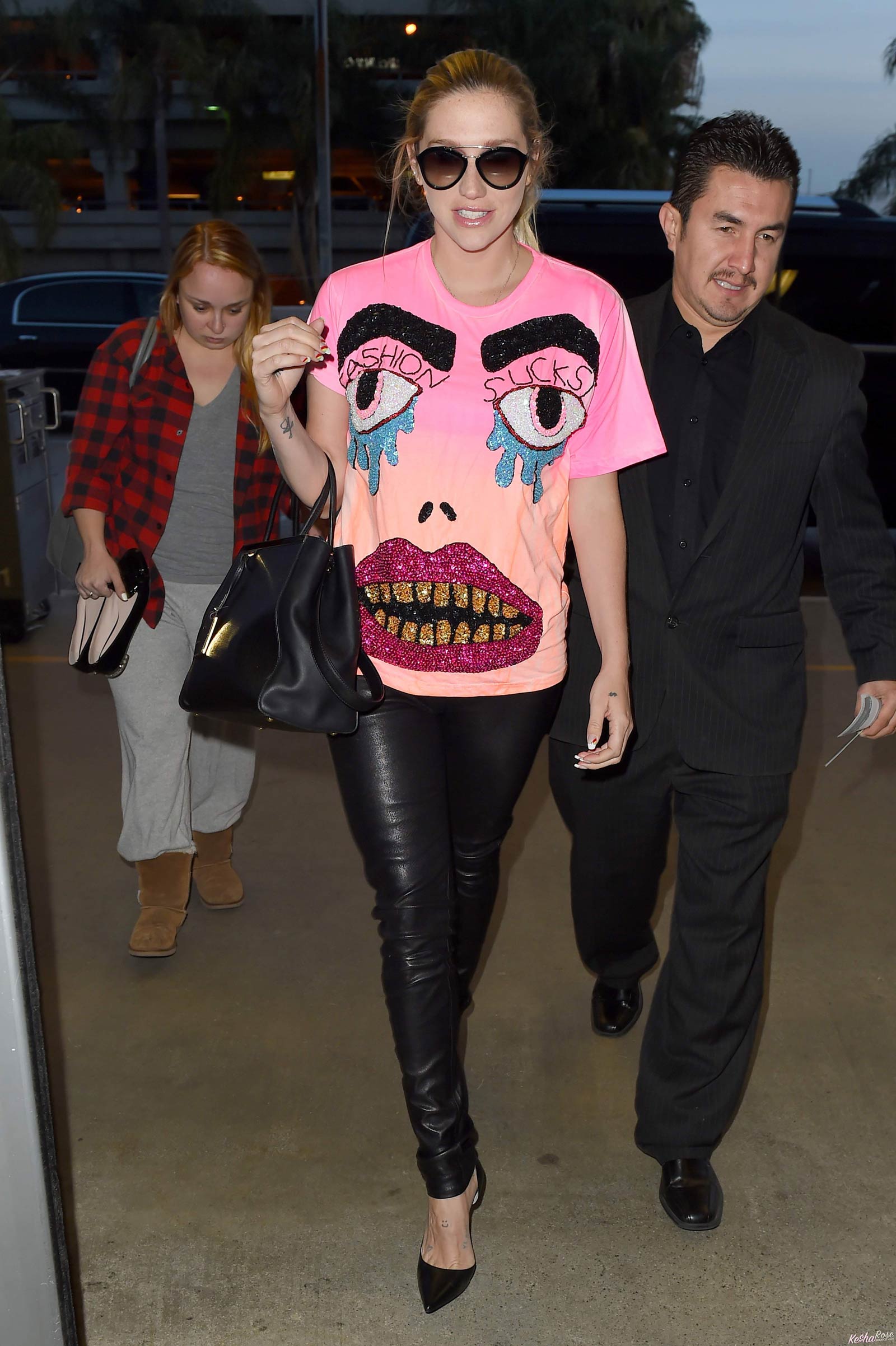 Kesha at LAX