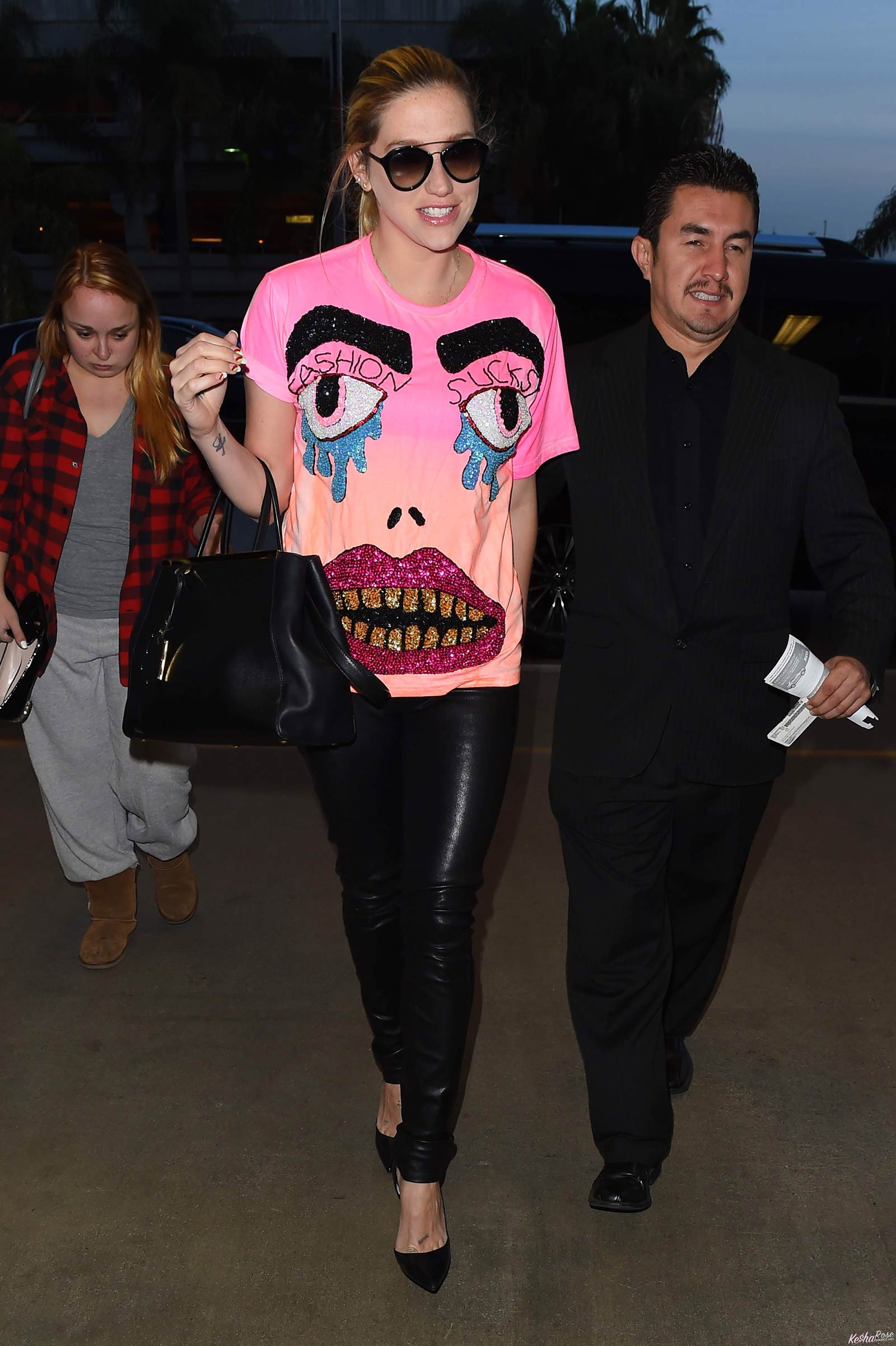 Kesha at LAX