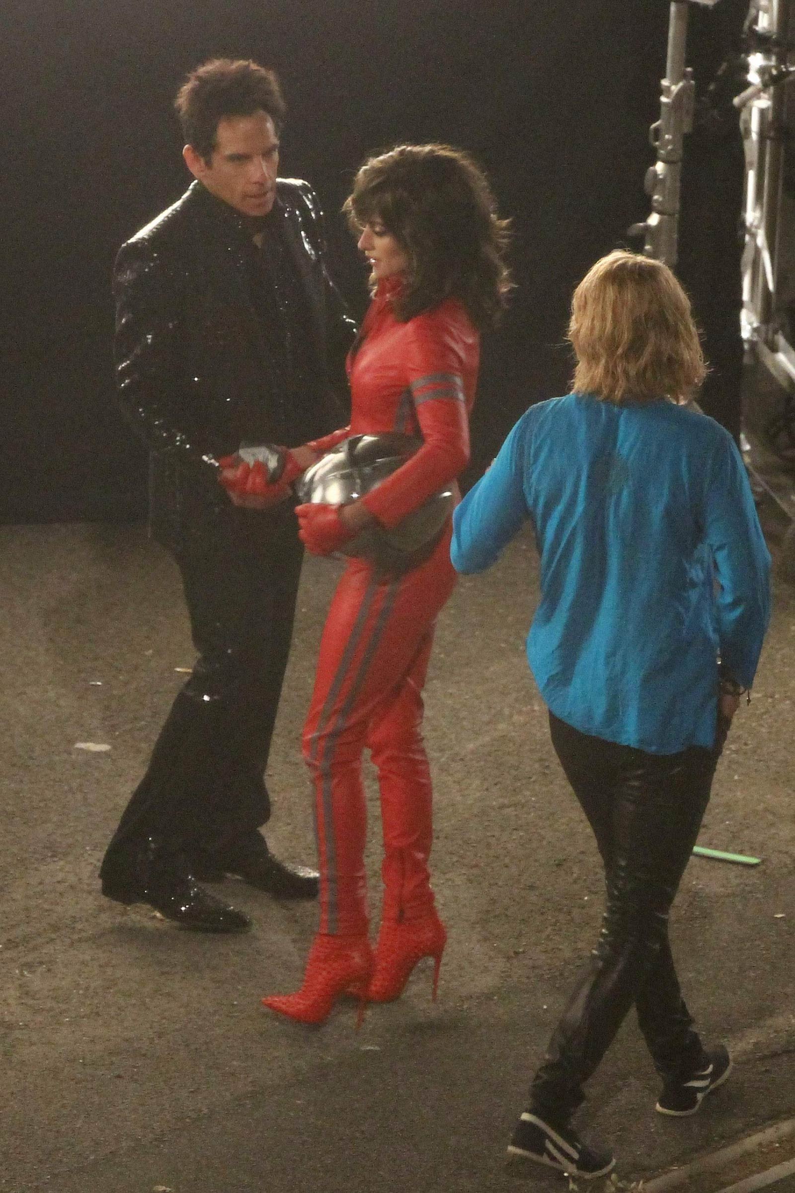 Penelope Cruz films some night scenes for Zoolander 2