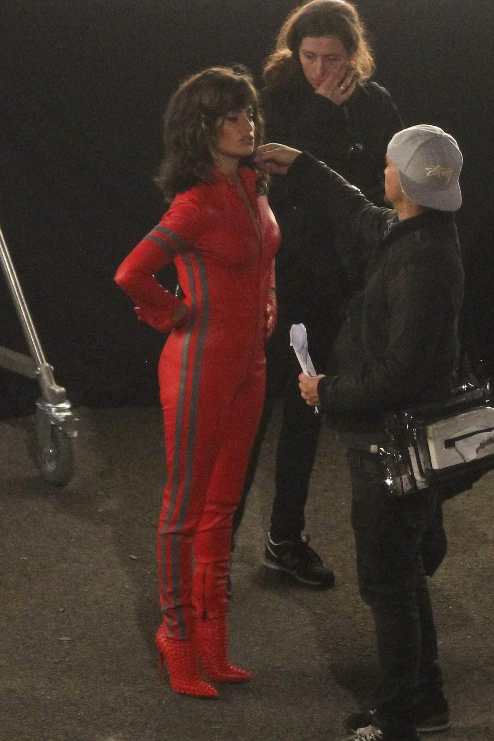 Penelope Cruz films some night scenes for Zoolander 2