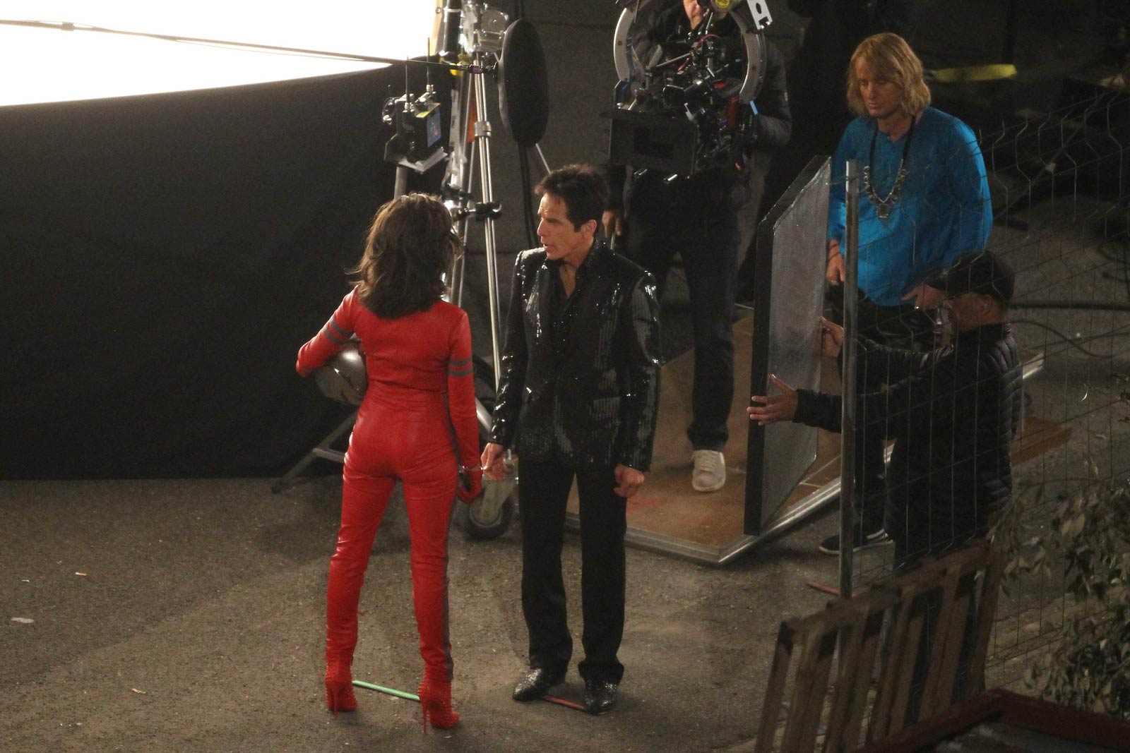 Penelope Cruz films some night scenes for Zoolander 2