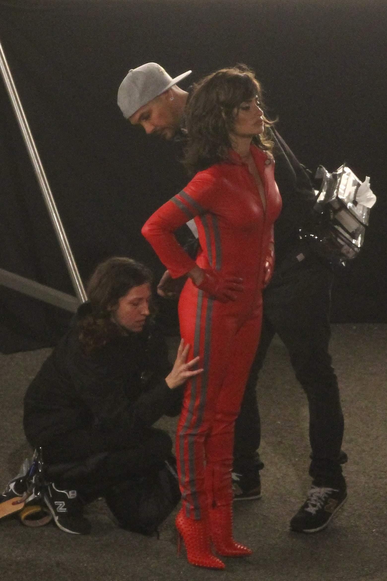 Penelope Cruz films some night scenes for Zoolander 2