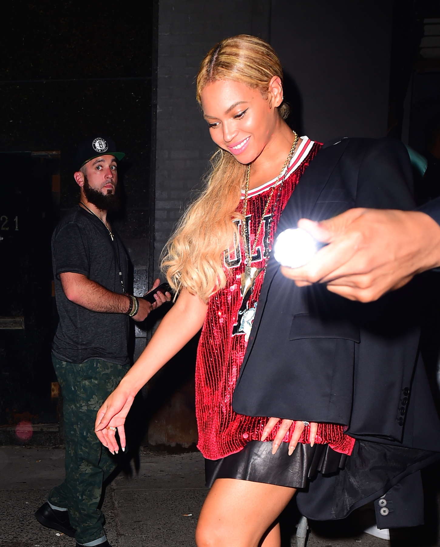 Beyonce leaving Terminal 5 in NYC