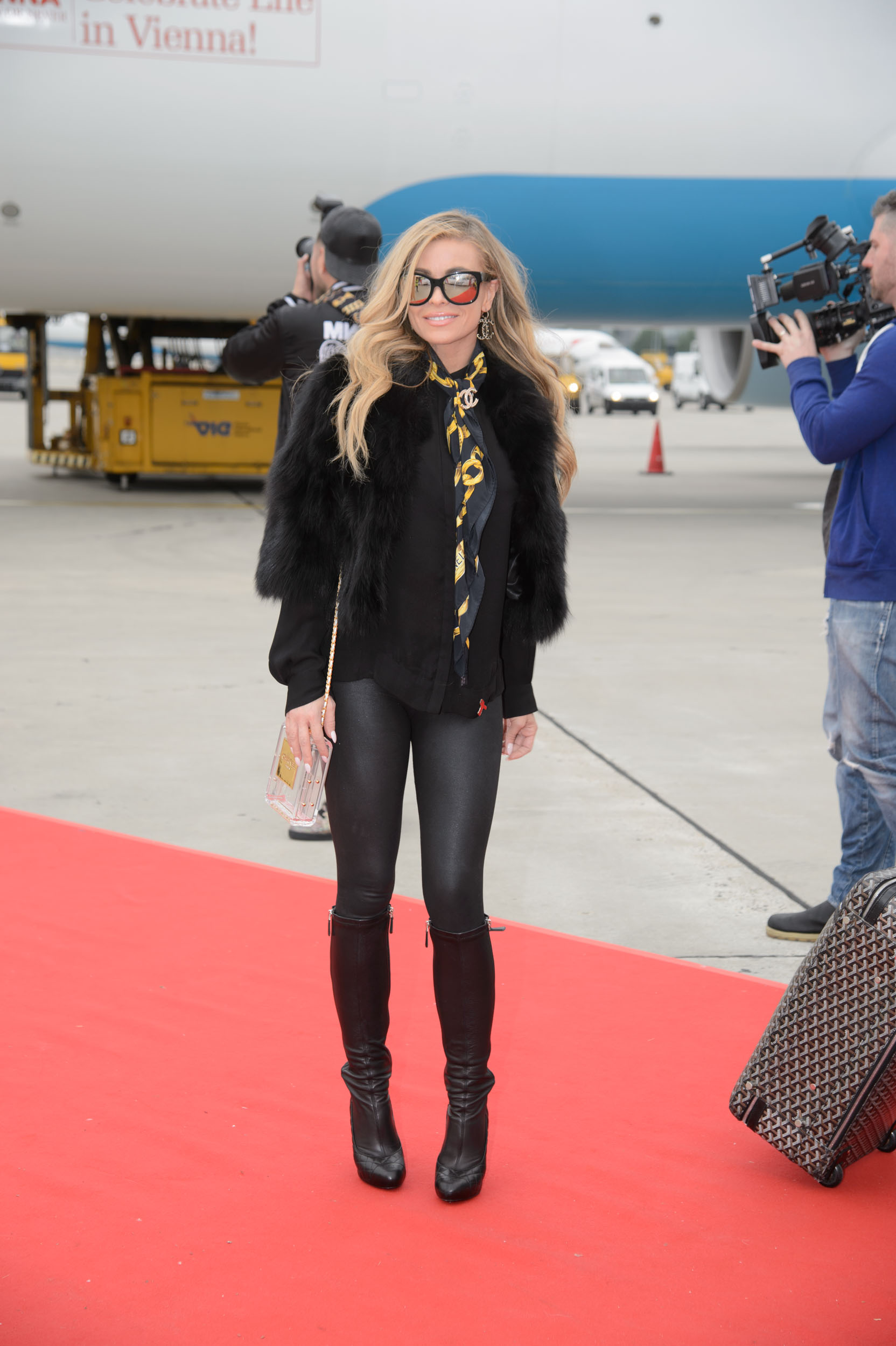 Carmen Electra arriving in Vienna