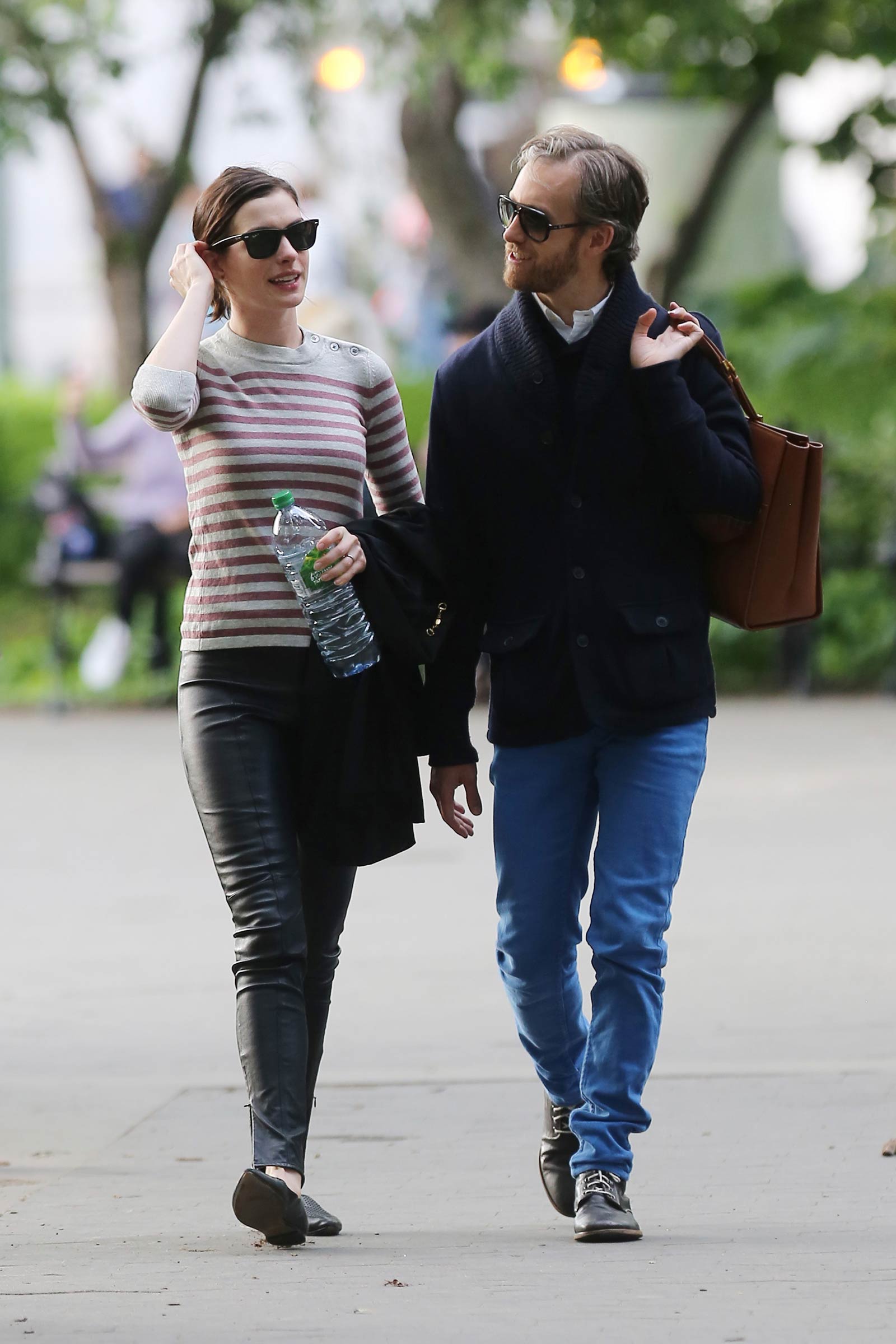 Anne Hathaway walking to the Public Theatre