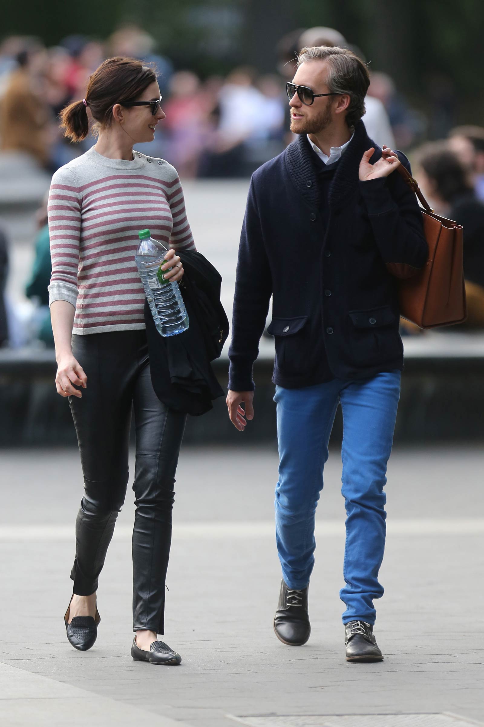 Anne Hathaway walking to the Public Theatre