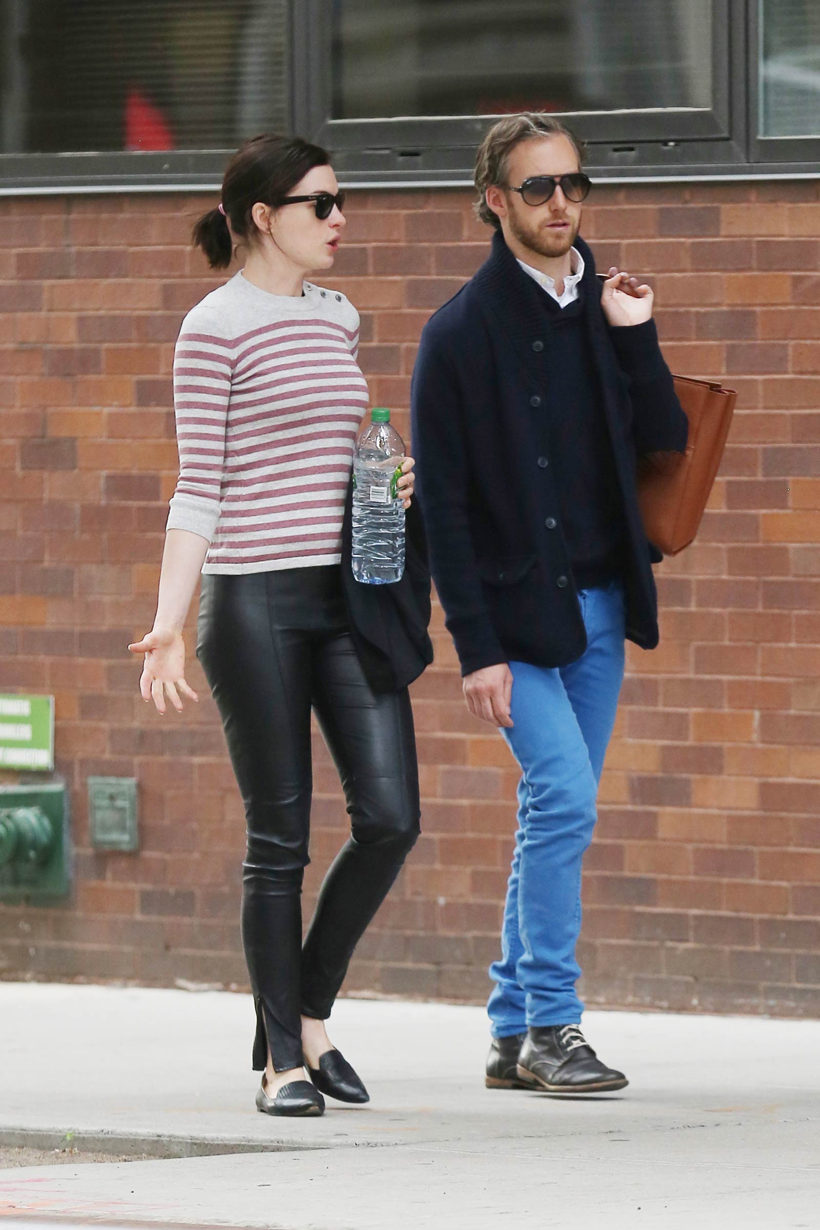 Anne Hathaway walking to the Public Theatre