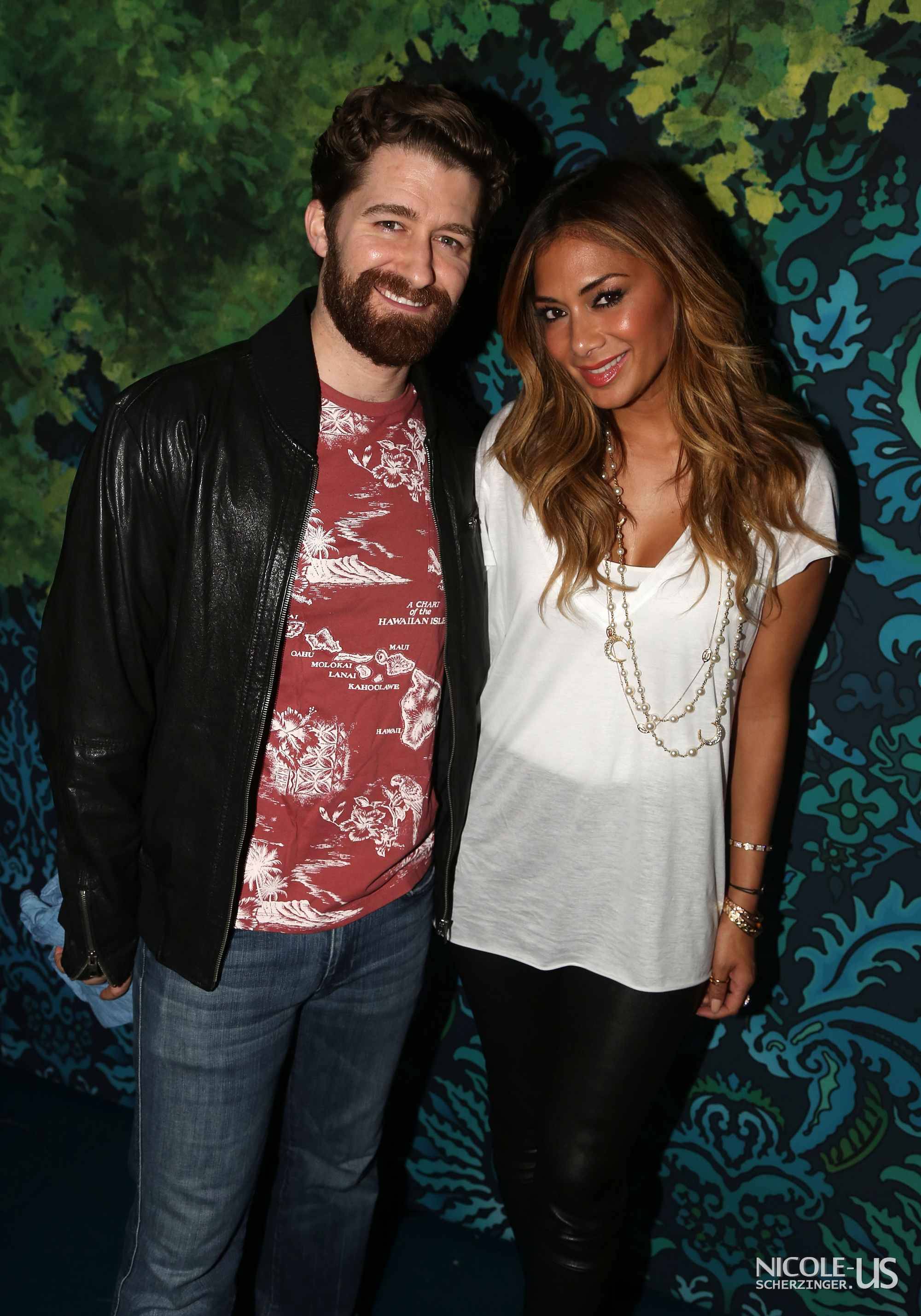 Nicole Scherzinger poses backstage at the musical Finding Neverland